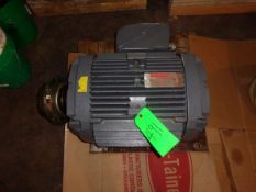 GE 40 hp Motor, Frame #324T, 1785 RPM, 460 V, 3 Phase (LOCATED IN IOWA, RIGGING INCLUDED WITH SALE