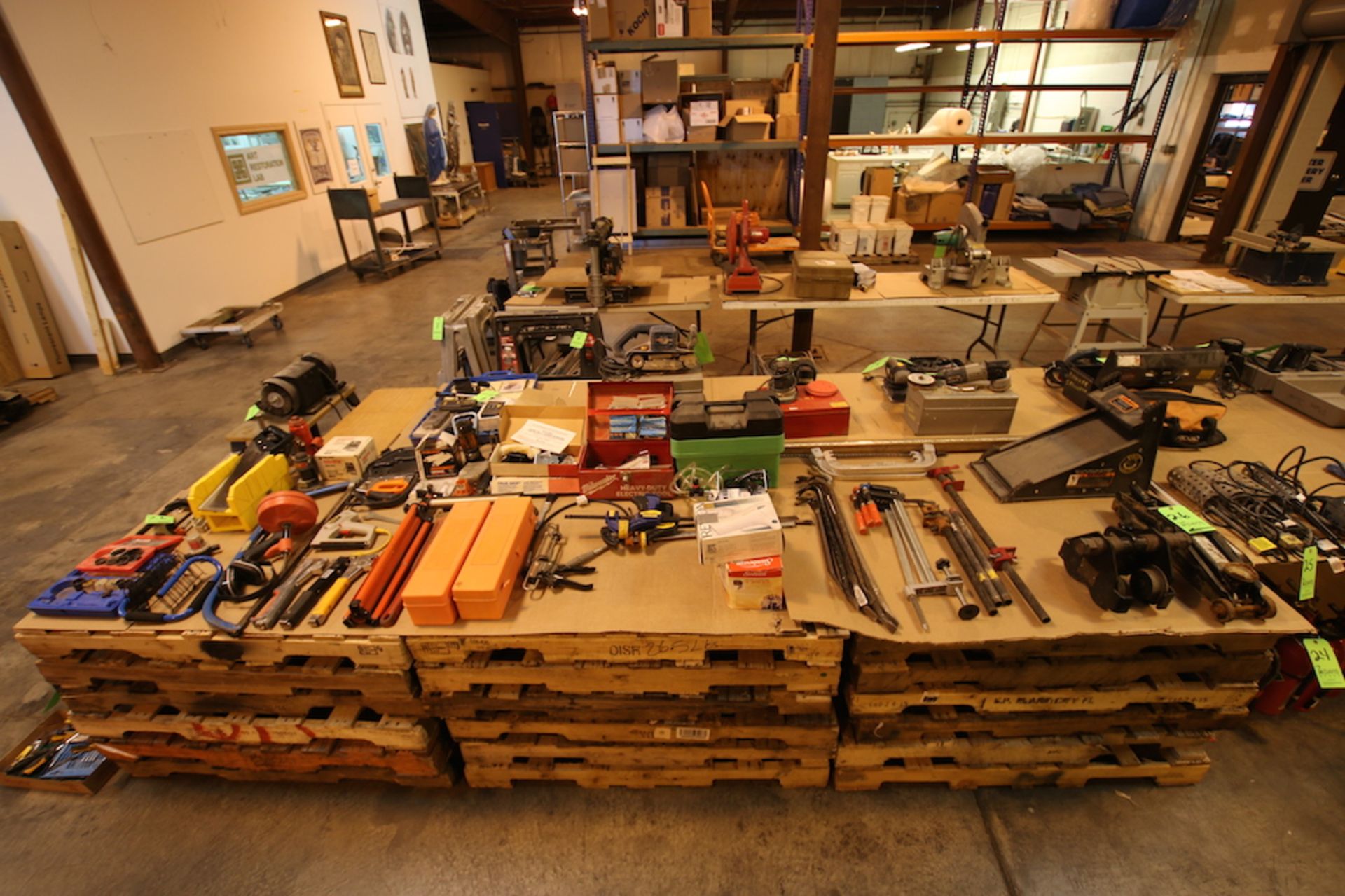 Large Assortment of Hand Tools including: Floor Jack, Bottle Jacks, Crowbars, Hole Saw Bits, - Image 4 of 6