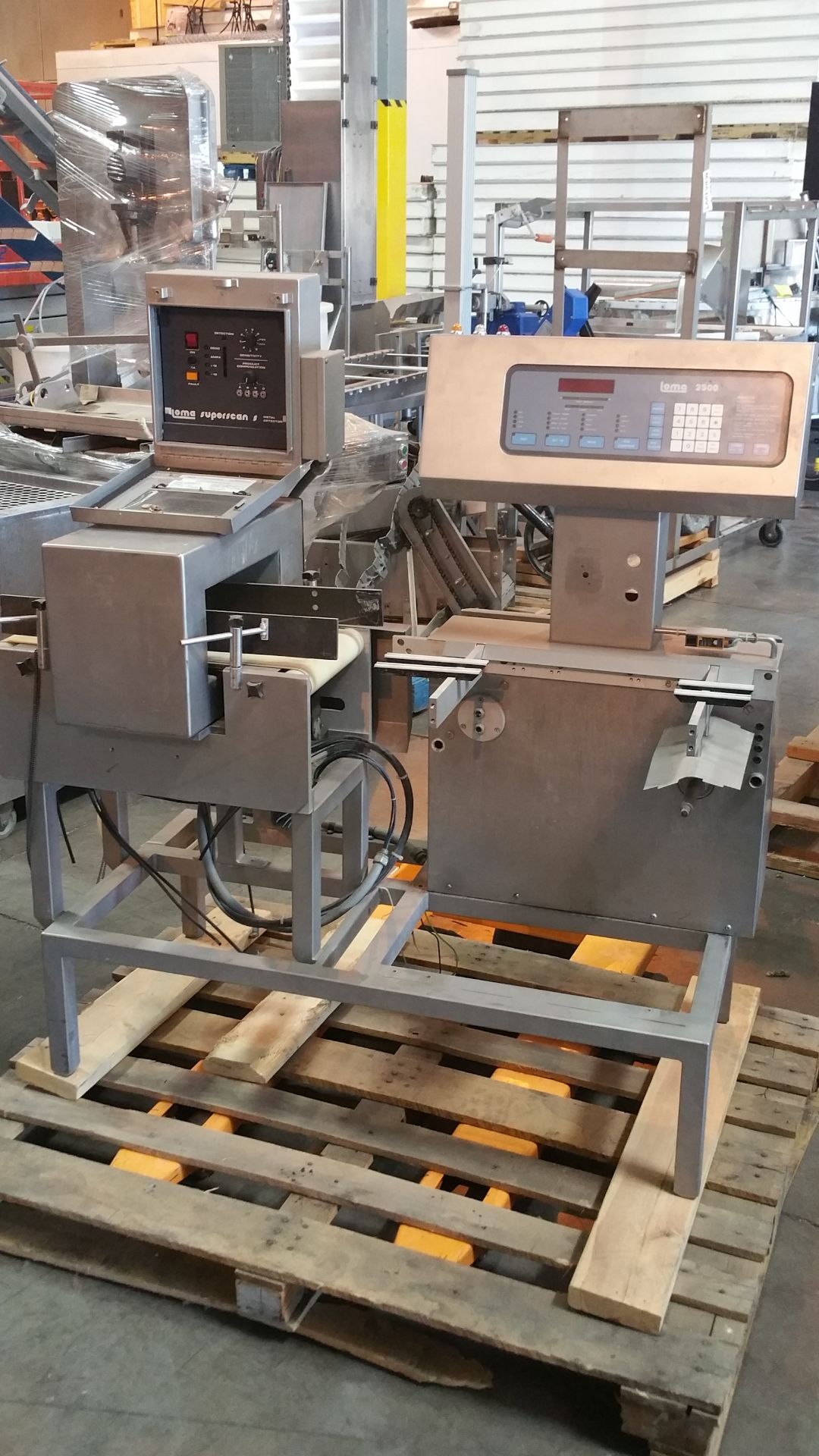 Loma Superscan Metal Detector with Integral Loma 2500 Checkweigher S/N 27907 (Located in Nevada)