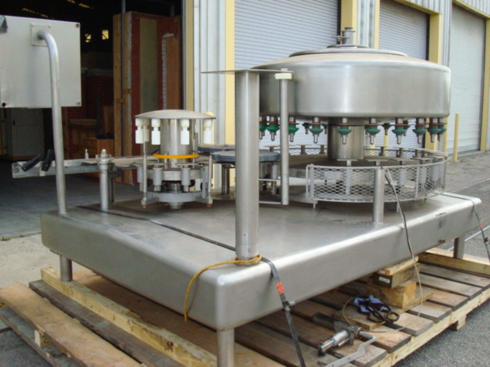 Filler Specialties Filler, Model GWFS248R, S/N 18695, Half Gal, Snap, No Bowl, Chute etc,1" Valve, 7 - Image 3 of 7