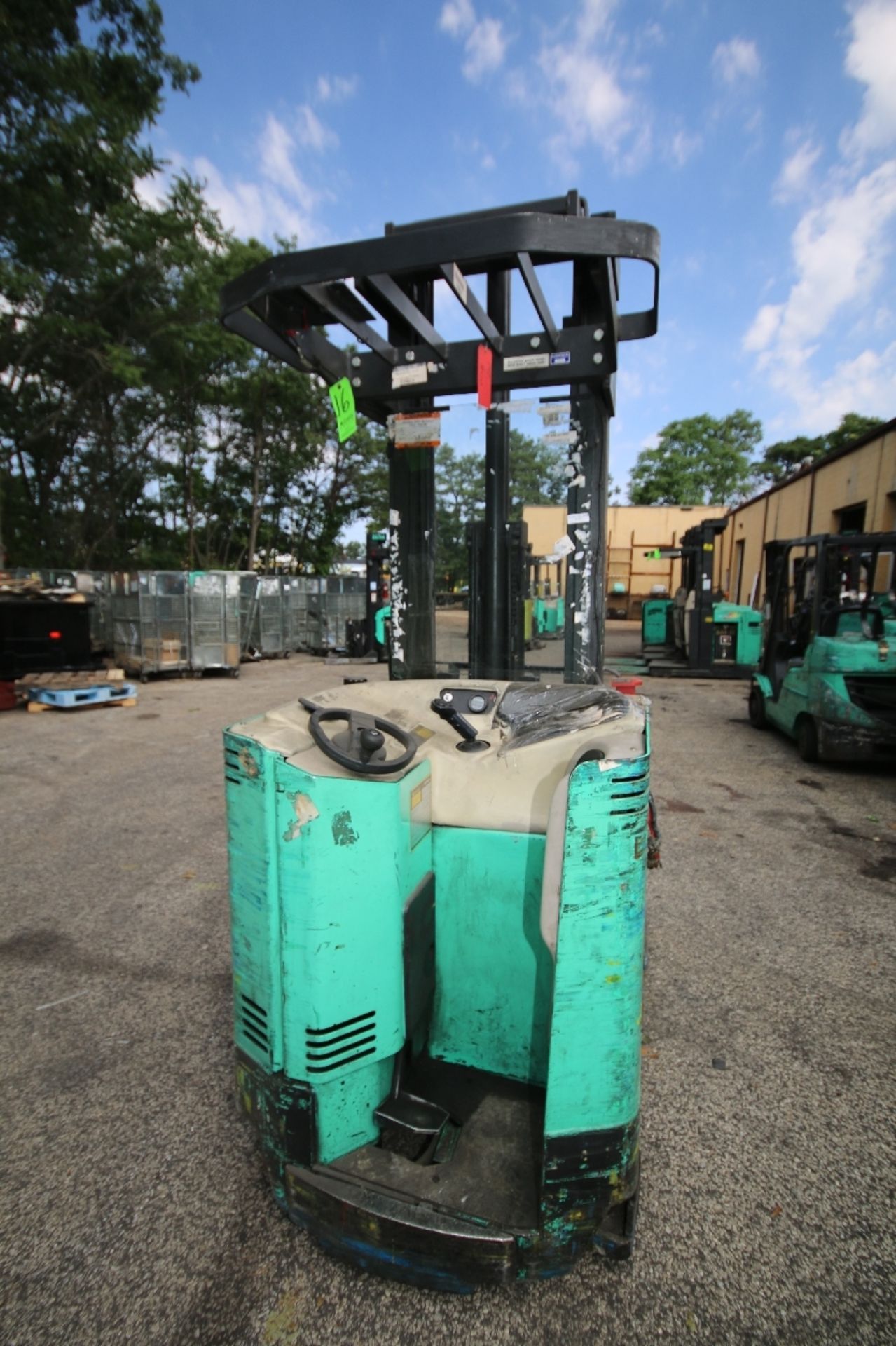 Mitsubishi Stand-Up Narrow Aisle Reach Forklift, M/N ESR36, S/N 1ESR360720, 2,850-3,500 lb. - Image 3 of 5