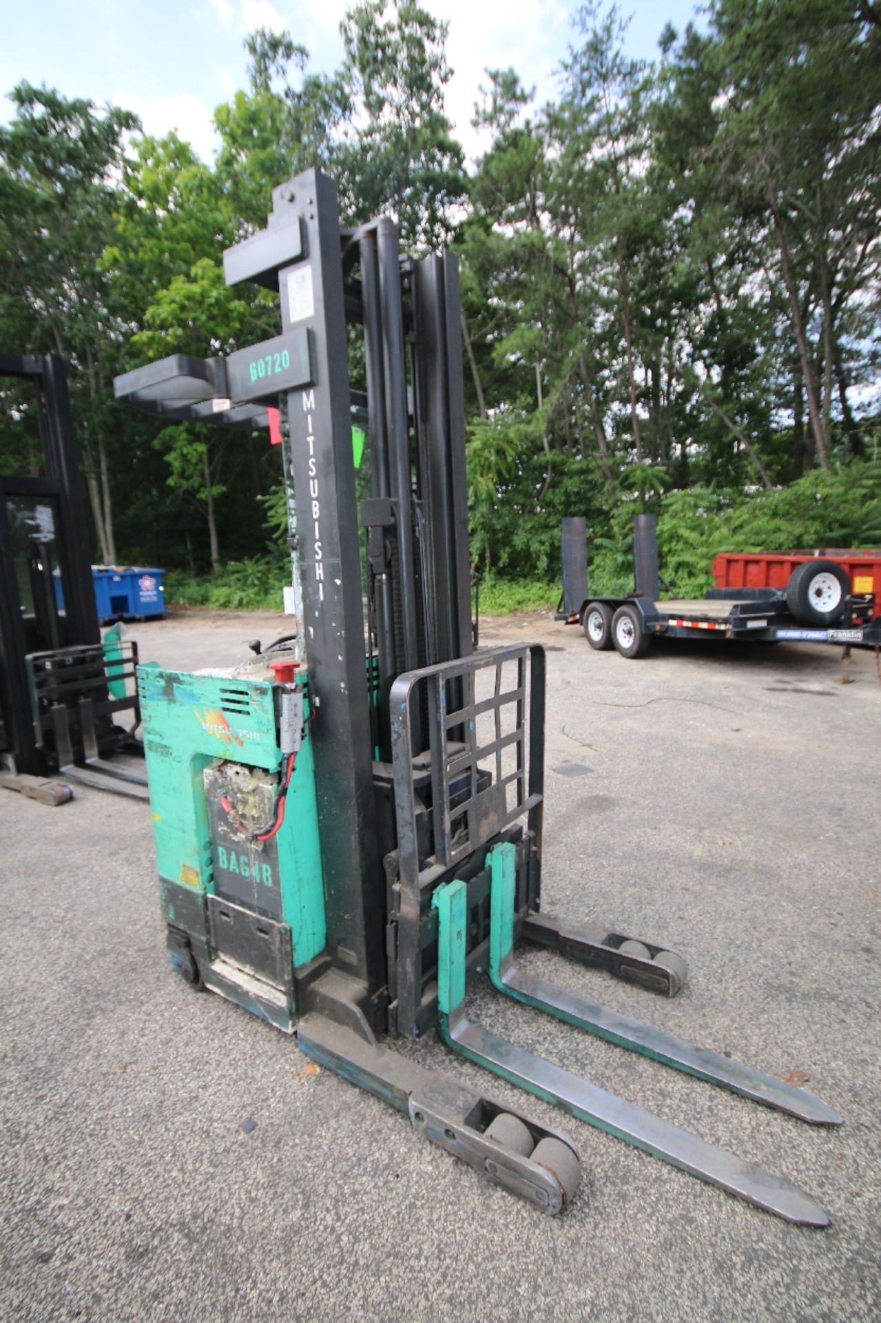 Mitsubishi Stand-Up Narrow Aisle Reach Forklift, M/N ESR36, S/N 1ESR360720, 2,850-3,500 lb. - Image 2 of 5