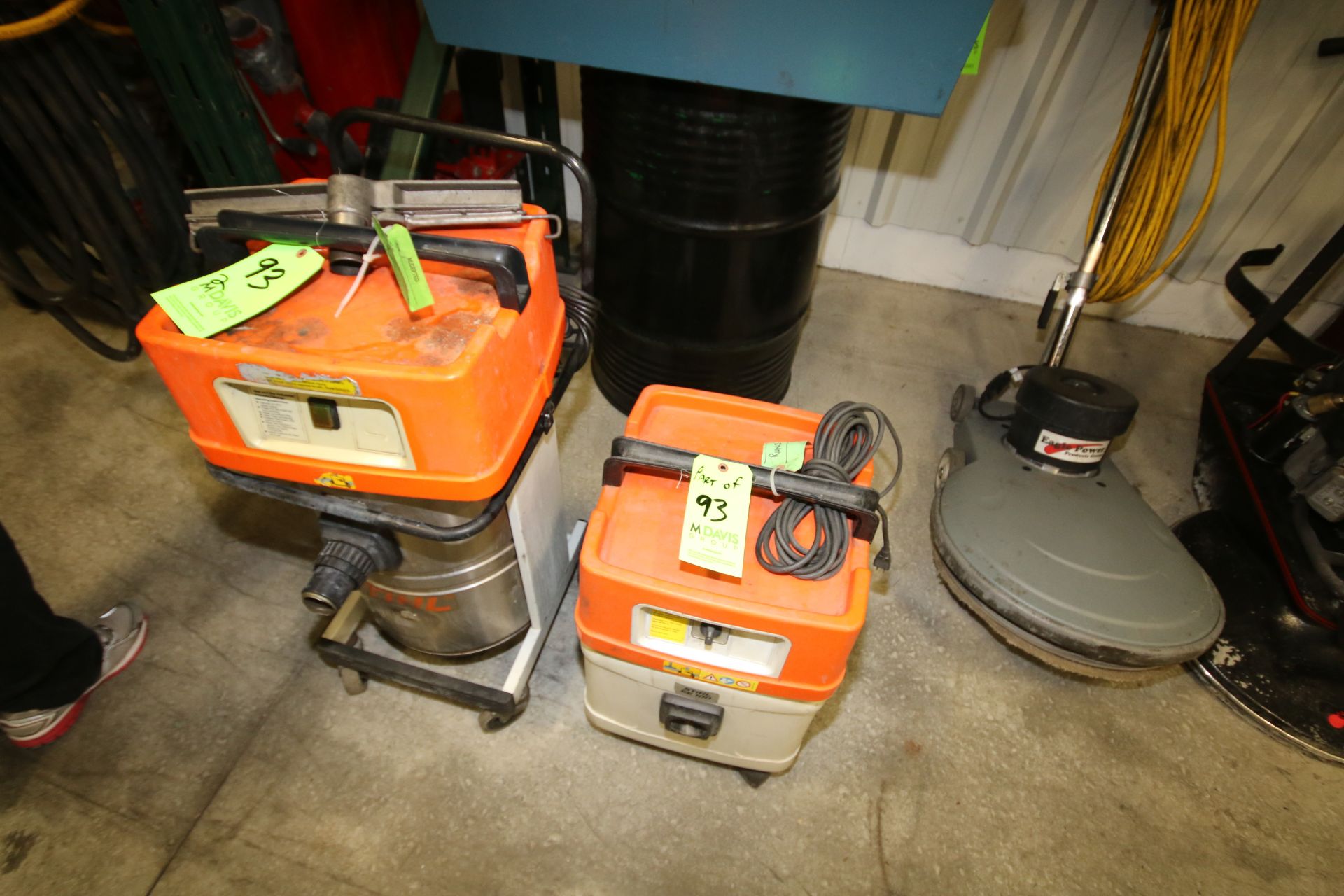 Stihl Vacuums, Model SE200 and Model SE100