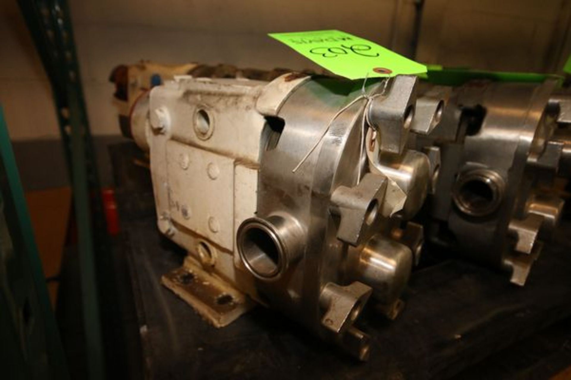 WCB Positive Displacement Pump Heads, M/N 30, S/N 93501, with 1 1/2" Clamp Type S/S Heads - Image 3 of 3