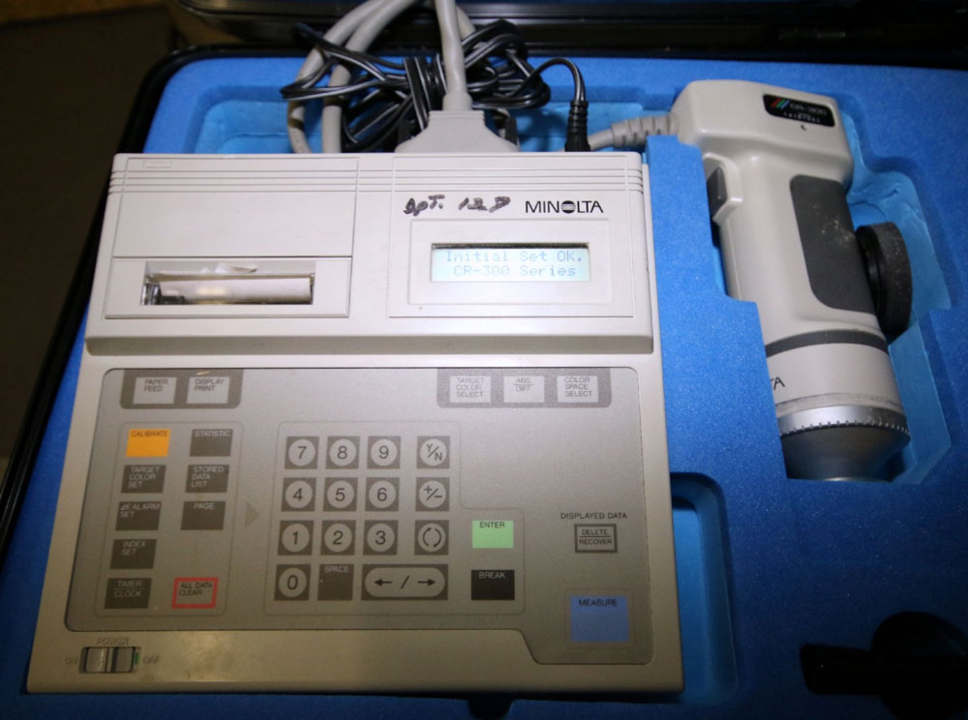 Minolta Data Processors, M/N DP-301 with CR-300 Wand, and Cases - Image 3 of 3