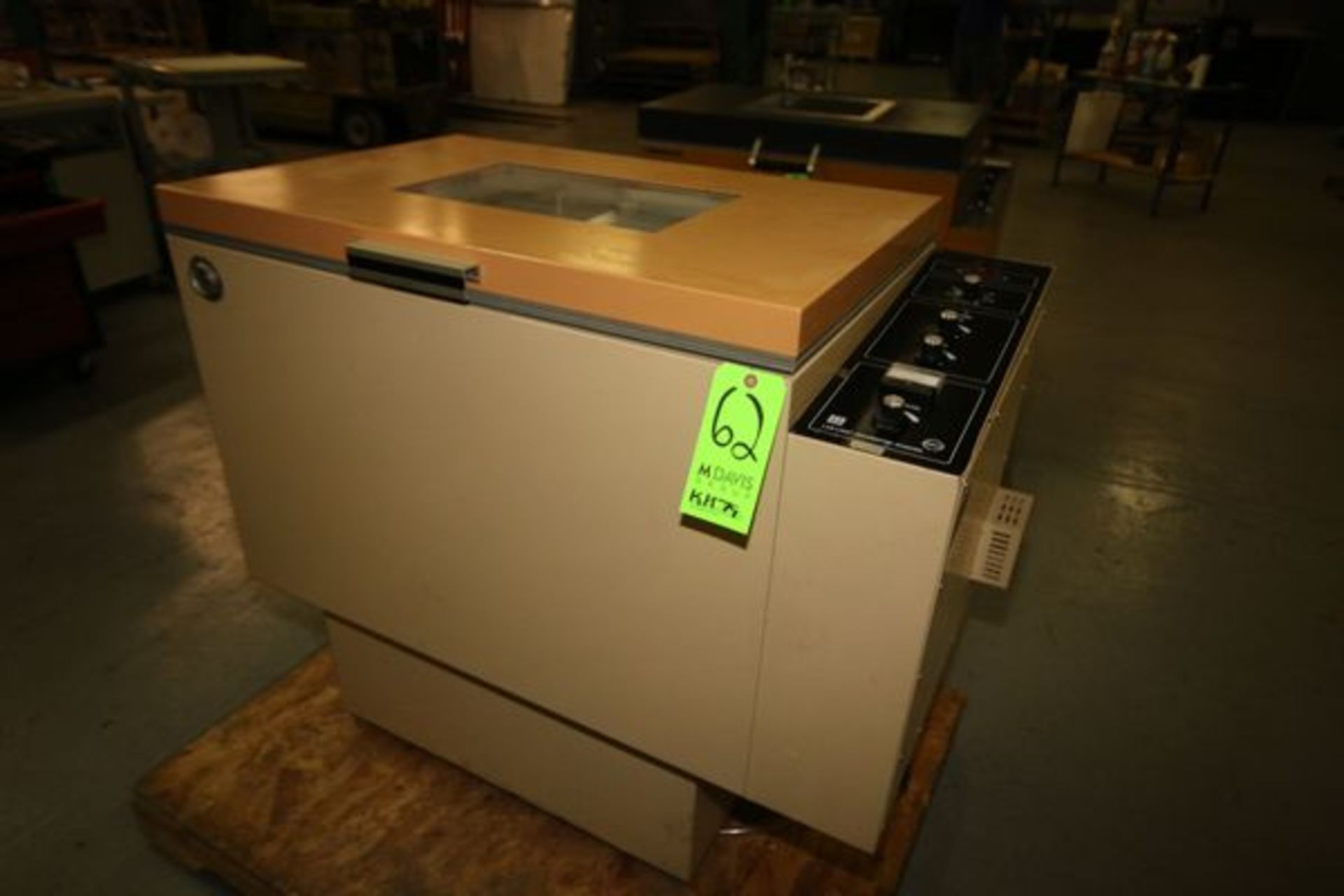 Lab-Line Incubator-Shaker, M/N 3526CC, S/N 0589-1835, with 1/4 hp Motor, Overall Dimensions: 46"