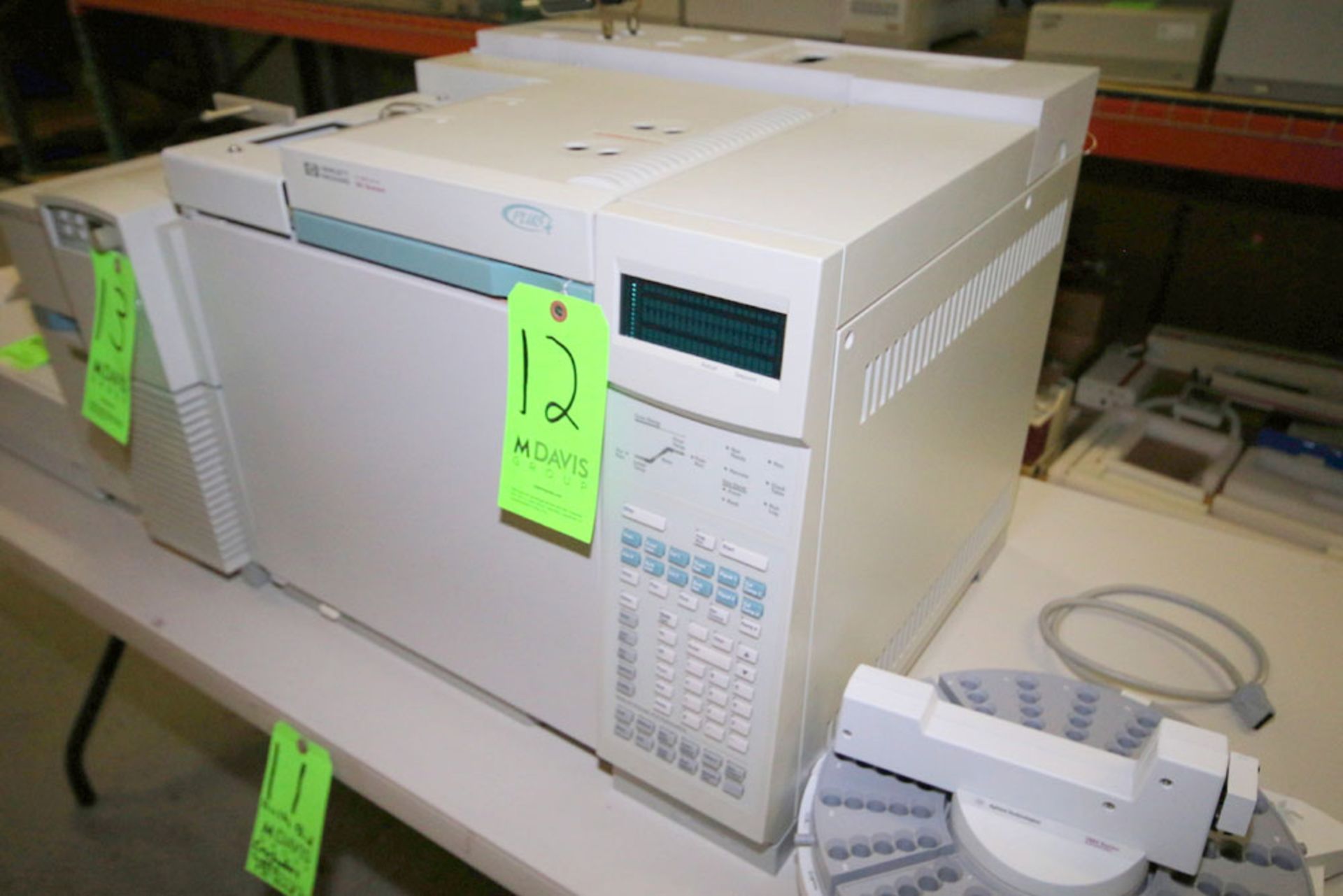 BULK BID: NEW REBUILT HEWLETT PACKARD HP 6890 SERIES GC SYSTEM, M/N G1530A, S/N US00025109, INCLU - Image 2 of 7