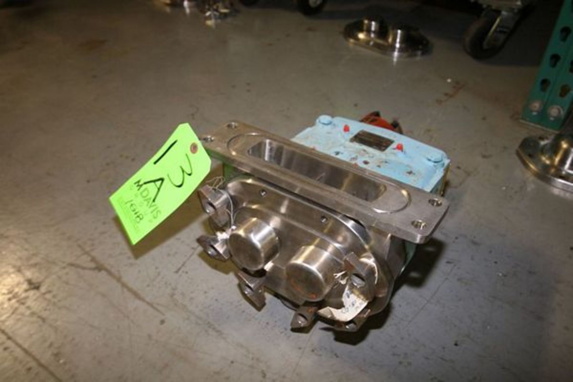 WCB Positive Displacement Pump Head with Funnel Insertion Compartment, M/N 34, S/N 111119,