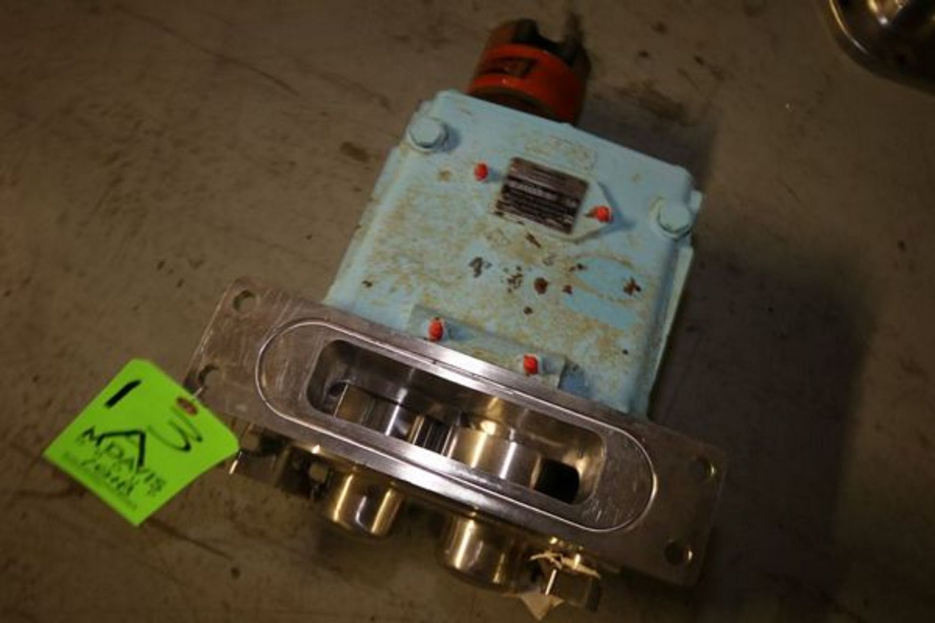 WCB Positive Displacement Pump Head with Funnel Insertion Compartment, M/N 34, S/N 111119, - Image 2 of 3