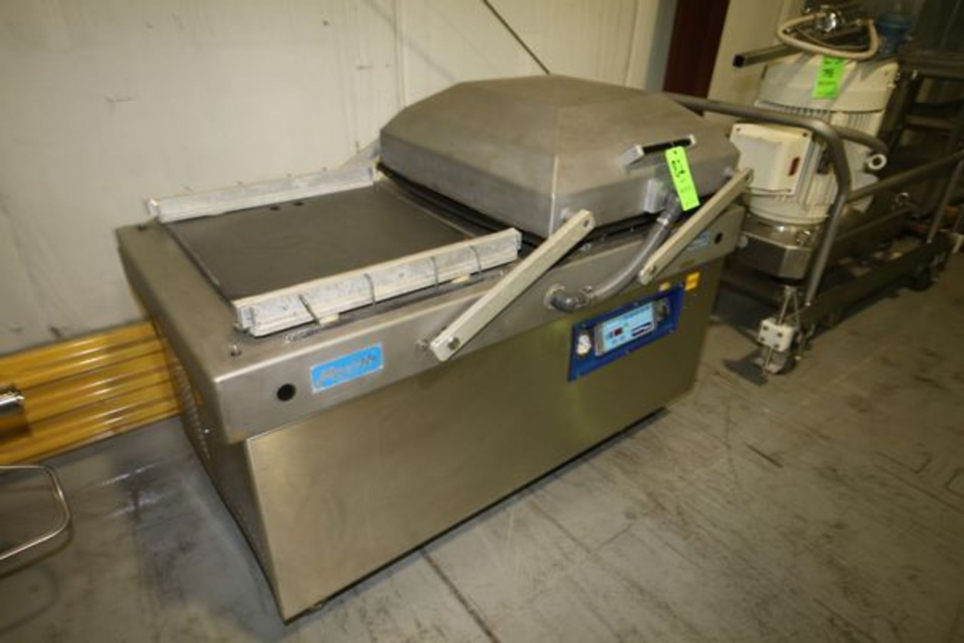 Smith SuperVac Dual Vacuum Sealer, Type GK290 with Seal Platform Dimension: Aprox. 24" x 24", 460 - Image 2 of 3