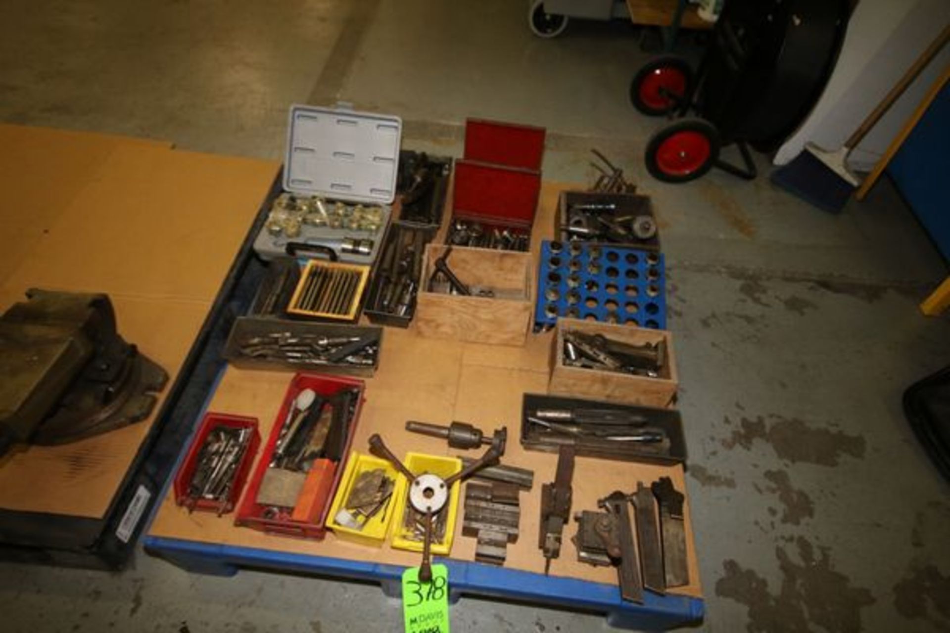 Lot of Assorted Machine Shop Parts, Including Drill Bits, Mills, Tool Holders, and Others