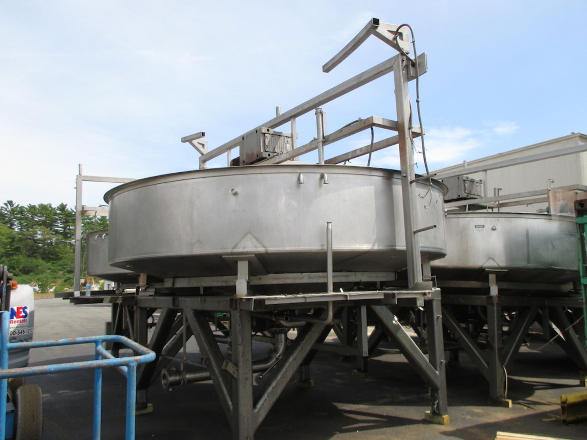 Feldmeier Open Top, Conical Bottom Single Wall Type 304 S/S Infusion Tank. 7.5 H.P. InvertaDuty 2-14