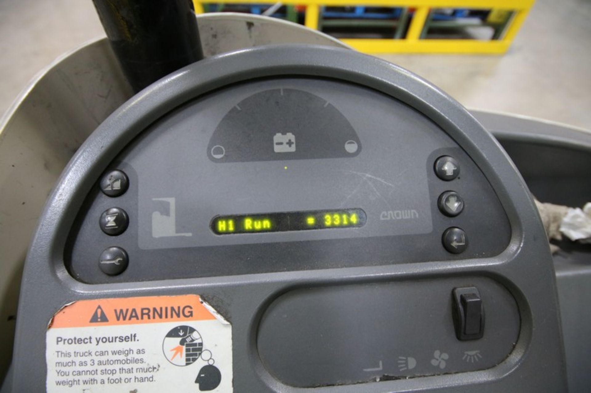 CROWN Stand Up Forklift, Model RD5220, S/N 1A321881, Long Reach Fork Extenders, Side Shift - Image 6 of 7