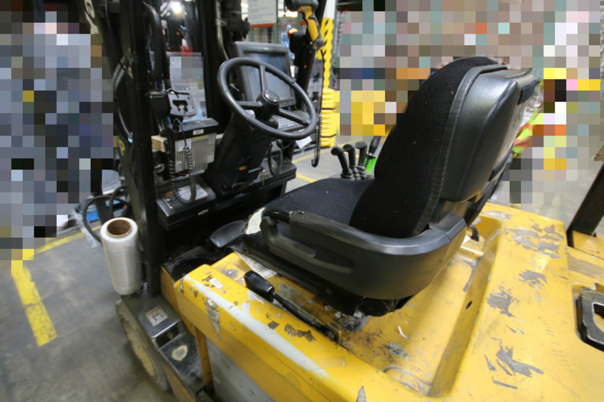 YALE, 3 Stage Mast Forklift, Model ERC060, S/N E108V08486V, 4,750lbs Capacity, 187.8 inch Load - Image 8 of 11