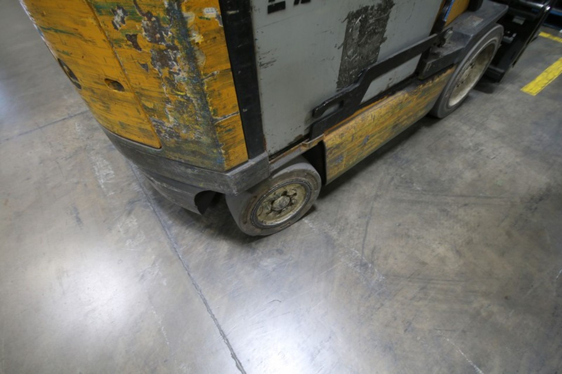 YALE, 3 Stage Mast Forklift, Model ERC060, S/N E108V08486V, 4,750lbs Capacity, 187.8 inch Load - Image 10 of 11