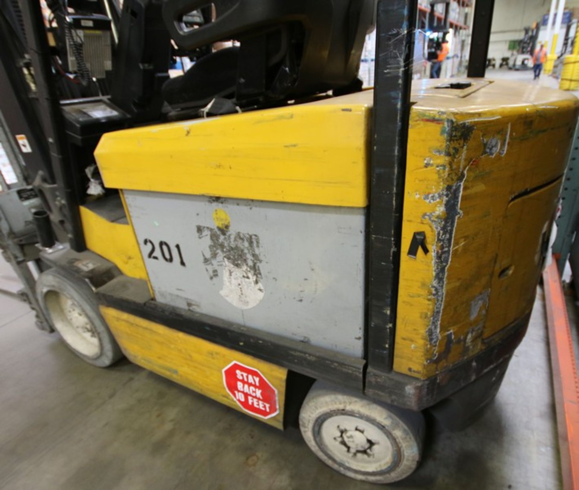 YALE, 3 Stage Mast Forklift, Model ERC060, S/N E108V08497V, 4,900lbs Capacity, 187.8 inch Load - Image 10 of 16