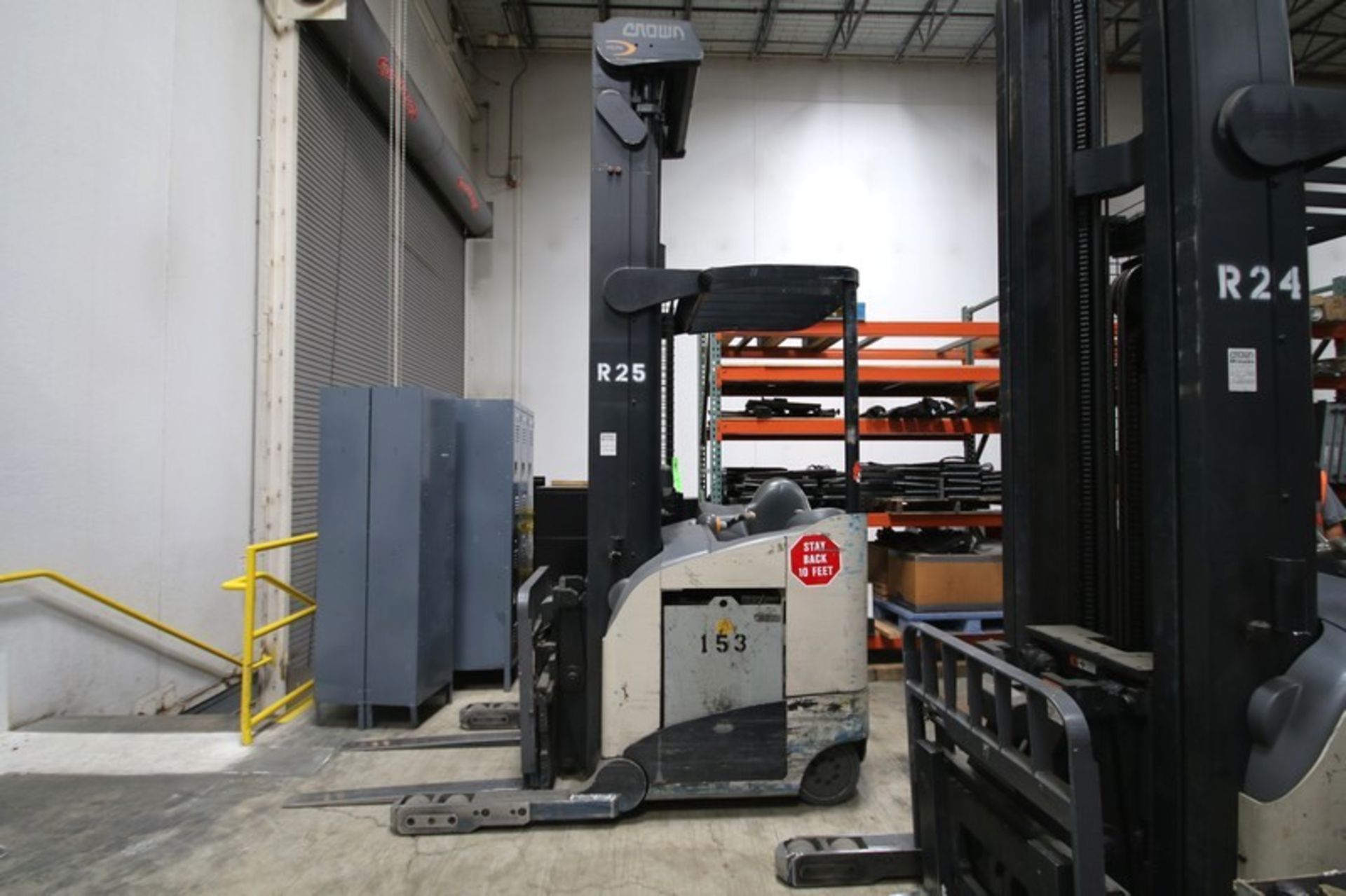 CROWN Stand Up Forklift, Model RD5220, S/N 1A321880, Long Reach Fork Extenders, Side Shift - Image 2 of 6