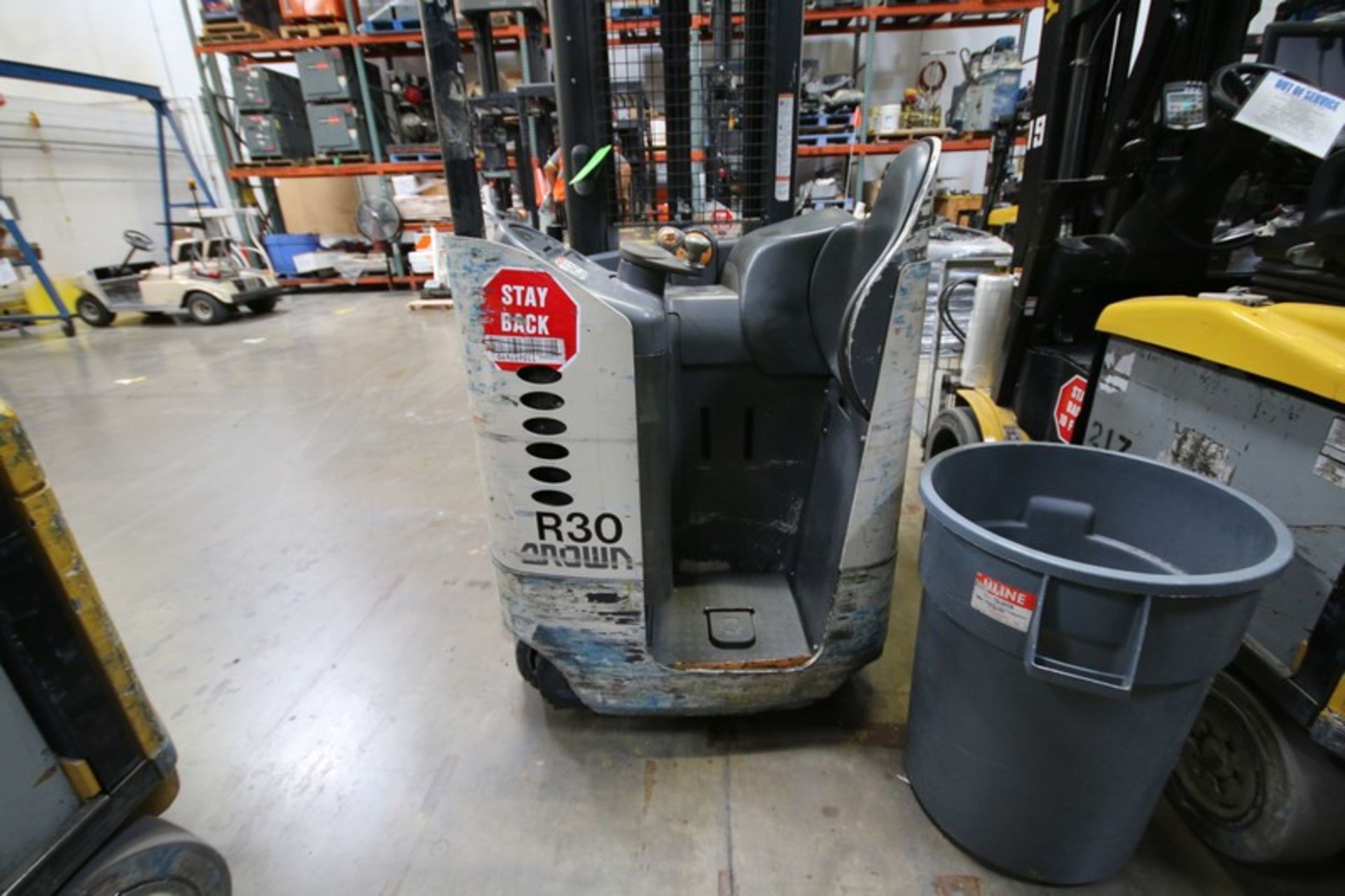 CROWN Stand Up Forklift, Model RD5220, S/N 1A321668 , Long Reach Fork Extenders, Side Shift - Image 2 of 4