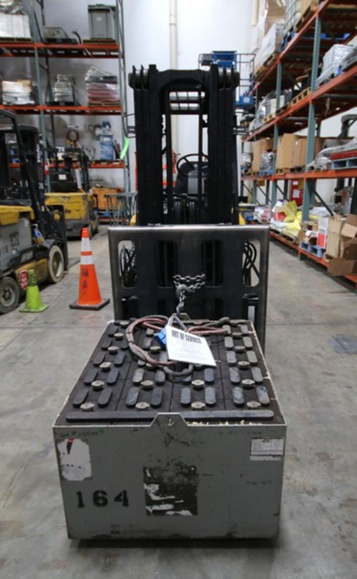 YALE, 3 Stage Mast Forklift, Model ERC060ZFN48SE084, S/N E108V08481V, 4,600lbs Capacity, 187.8 - Image 3 of 9
