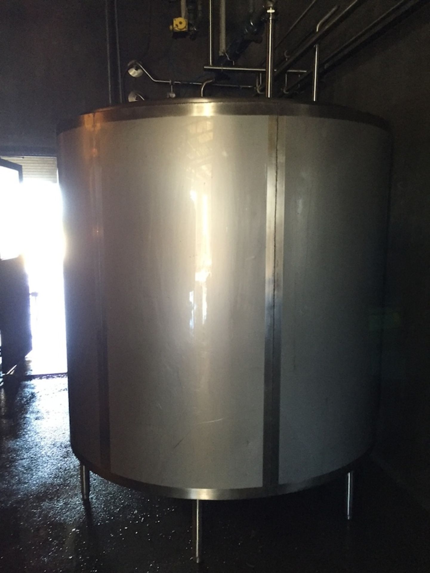S/S Approx. 1,000 Gallon Holding Tank, Pitched Bottom, (3)  1-1/2" Tri Clamp Inlets, Outlets: