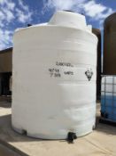 2,000 Gallon Poly Water Storage Tank, Approx. 90" x 7' Dia