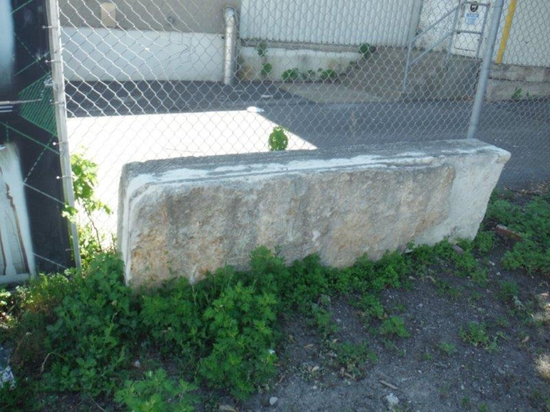 PALLETS OF ASSORTED NATURAL STONE, C/W (4) RACKS - (EXTERIOR) - Image 5 of 5