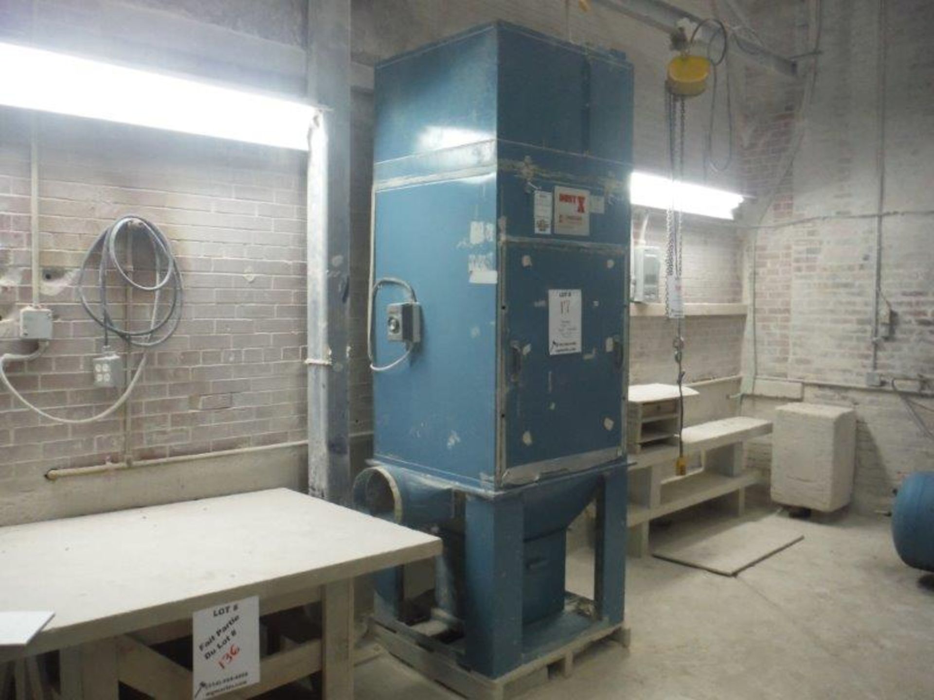 CASCADE DUST COLLECTOR, MOD: M15, 575 VOLTS, 7,7 AMPS, 7,5 HP, 3-PHASE, 60 HZ. - Image 2 of 3
