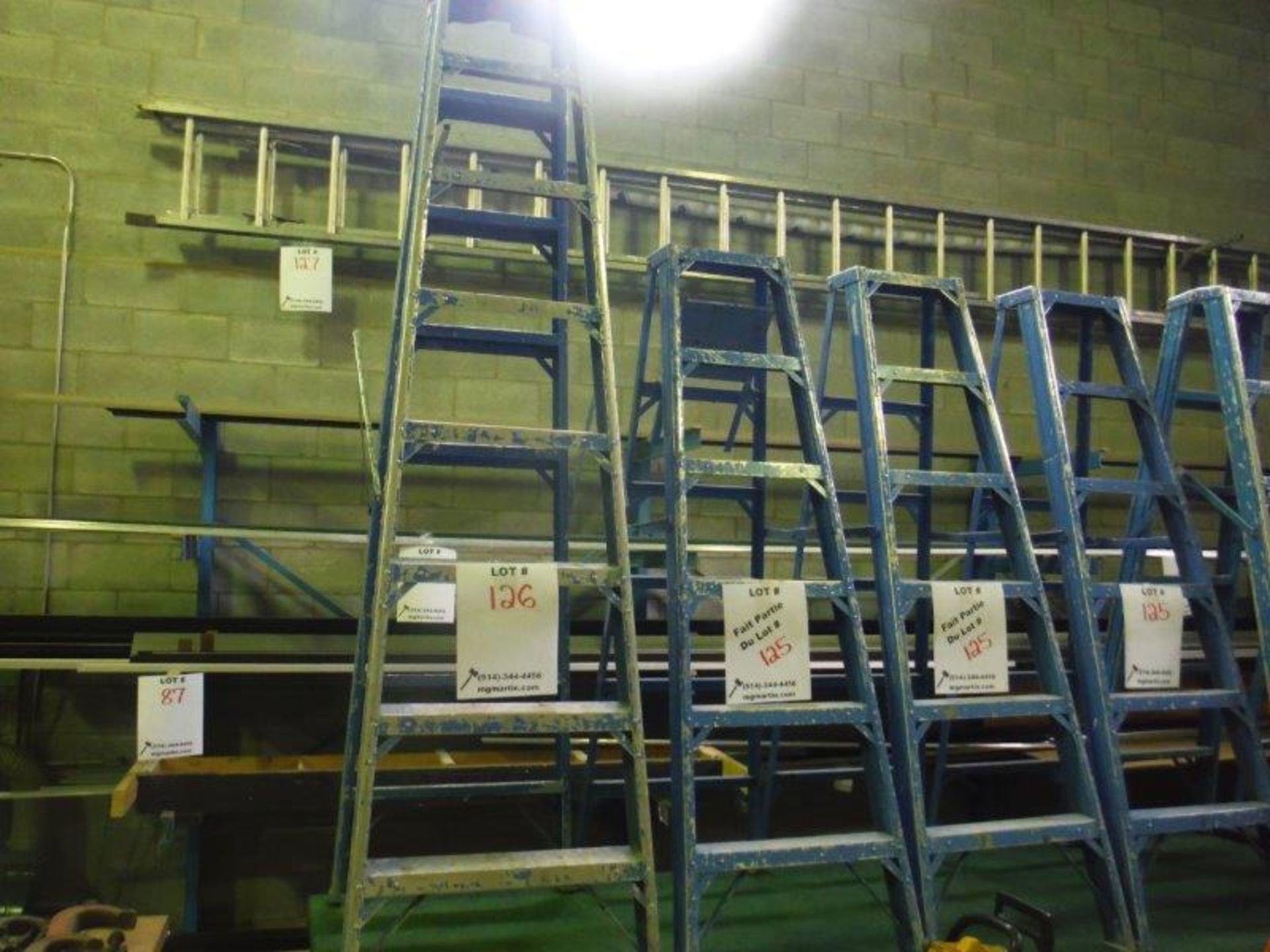 8FT. STEP LADDER