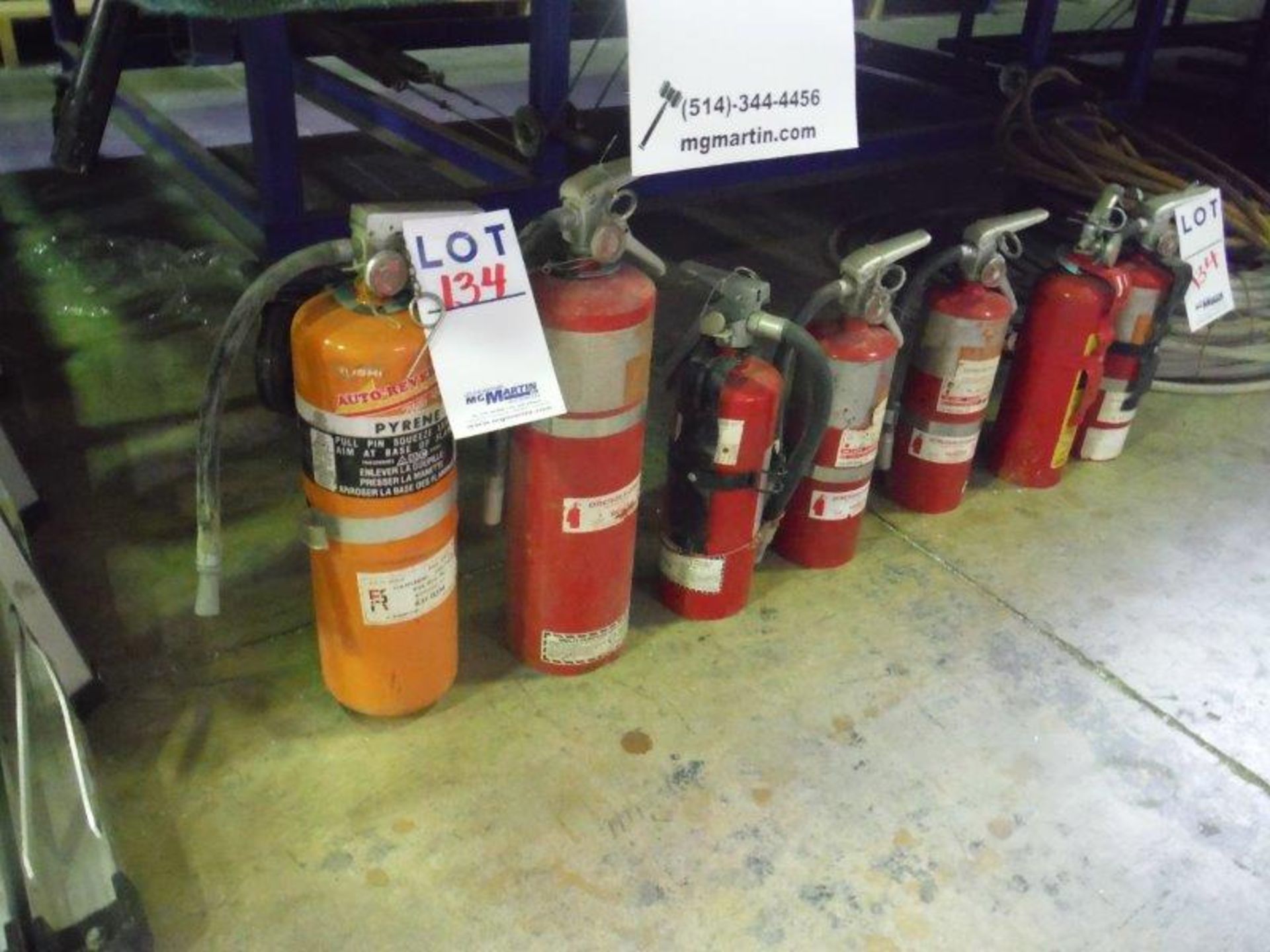 ASSORTED FIRE EXTINGUISHERS (7X)