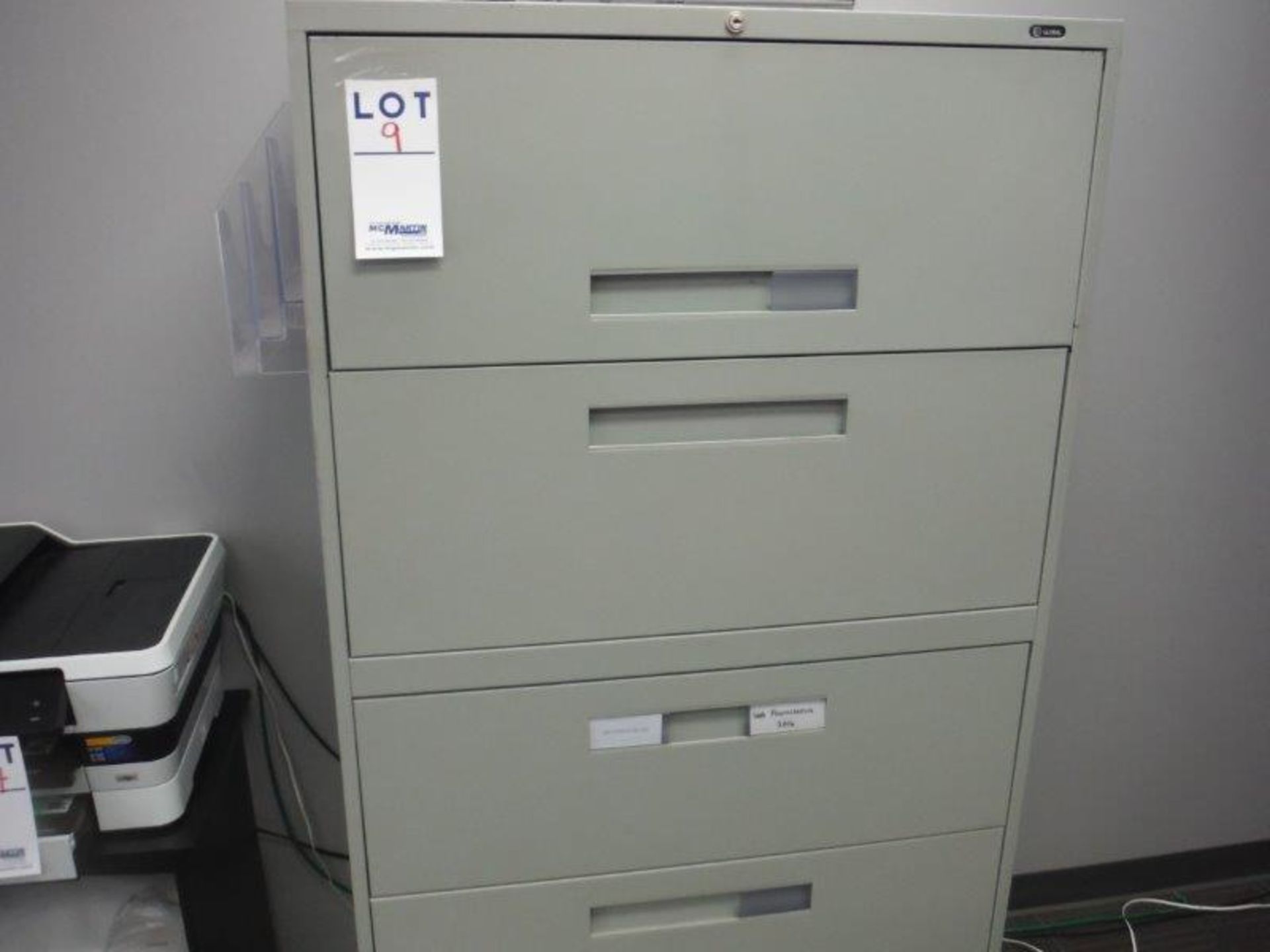 GREY METAL 5 DRAWER LATERAL FILE CABINET - Image 2 of 3