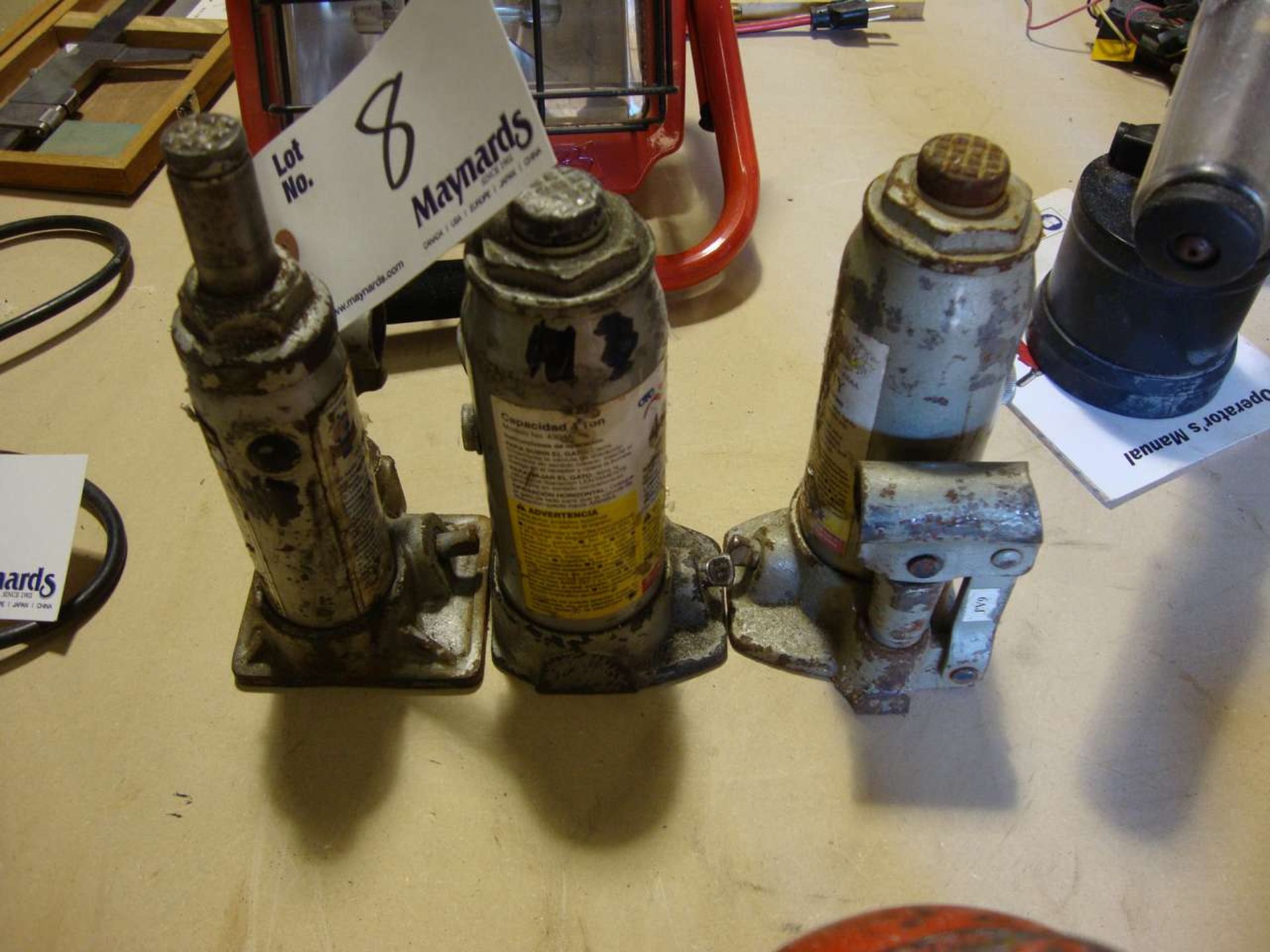 (3) 4 Ton hydraulic bottle jacks