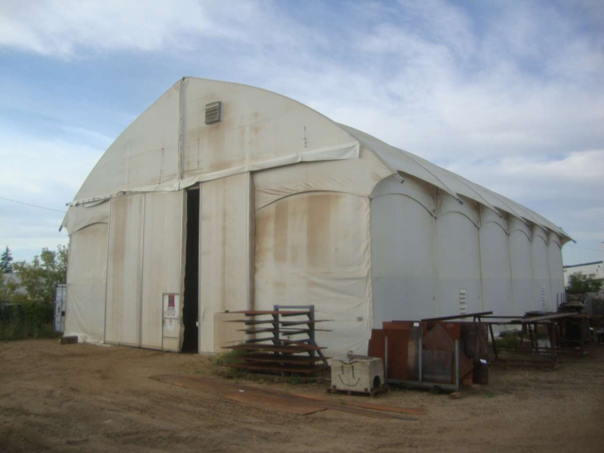 Warner Shelter Systems 90' x 45' w Clear span aluminum frame insulated building,