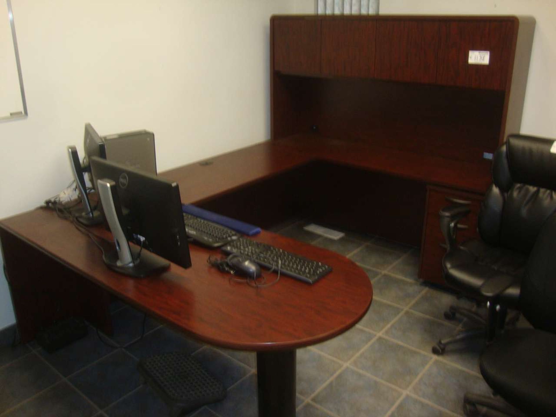 U Shaped work desk