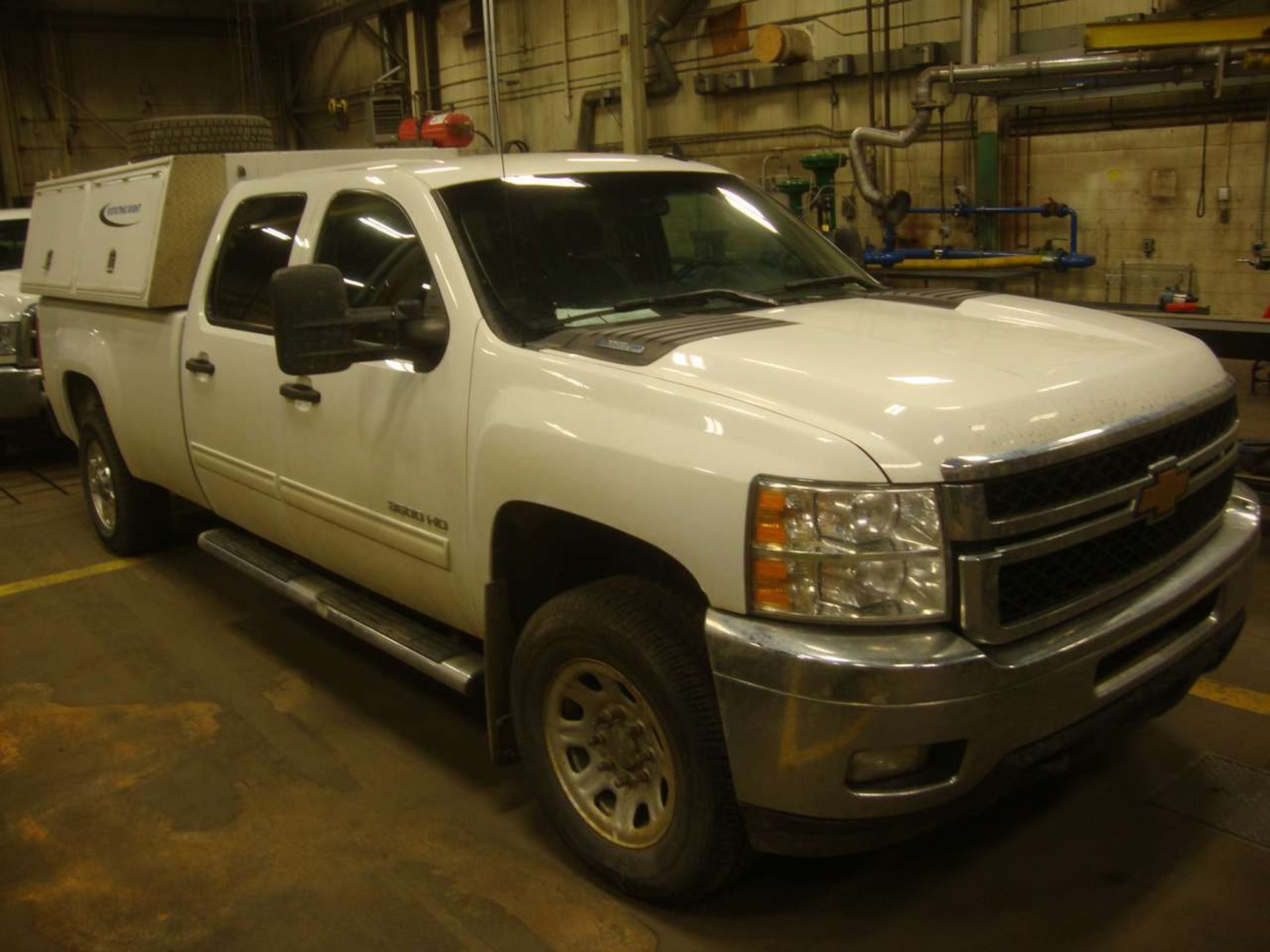 2012 Chevrolet 3500HD Service truck, - Image 2 of 3