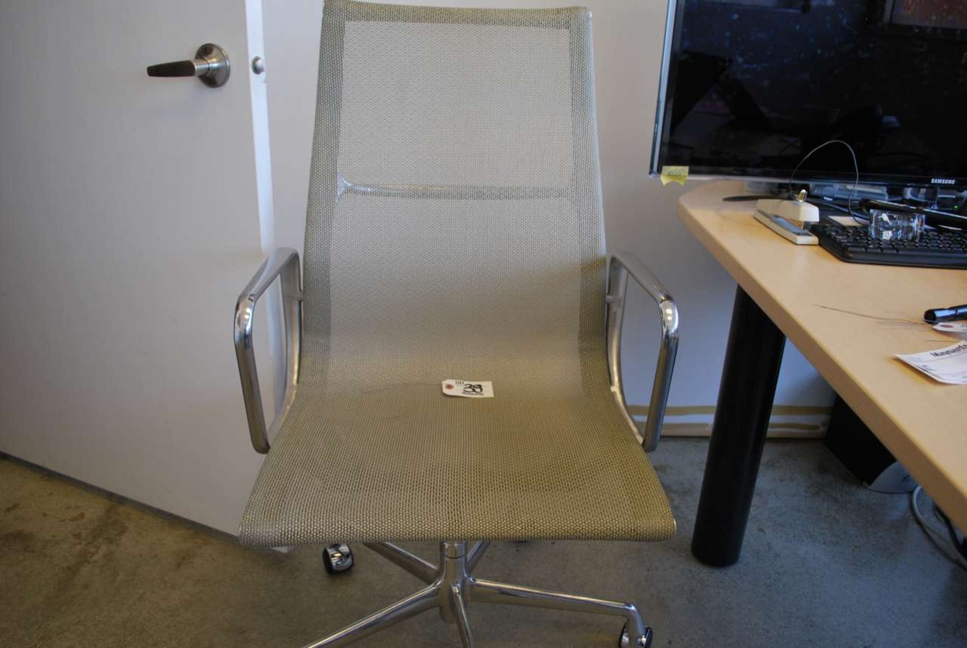 Executive grey mesh highback chair