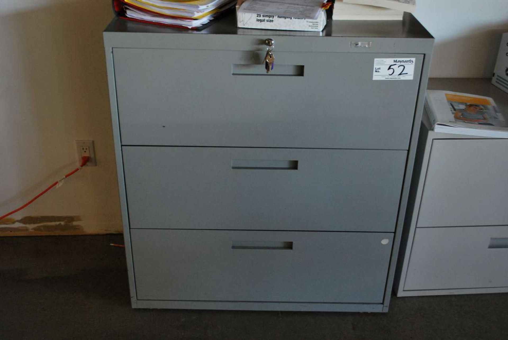 3 drawer metal file cabinet