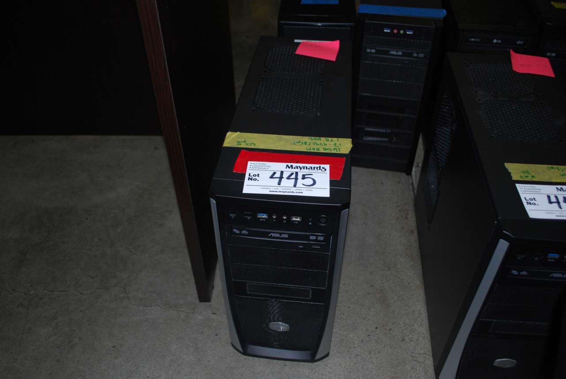 Desktop computer