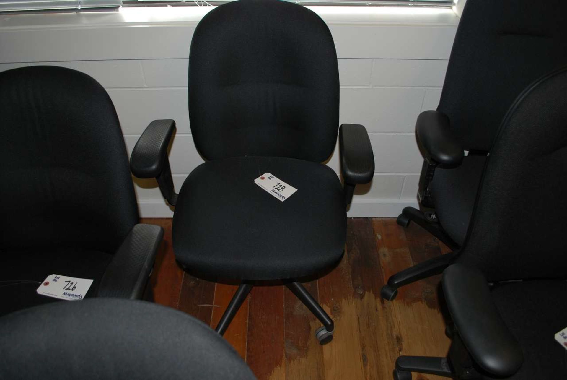 Manager chair (gas lift)