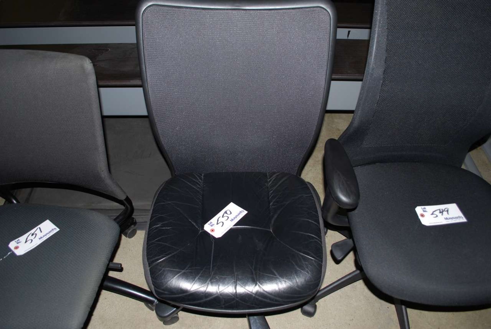 Black vinyl mesh back manager chair