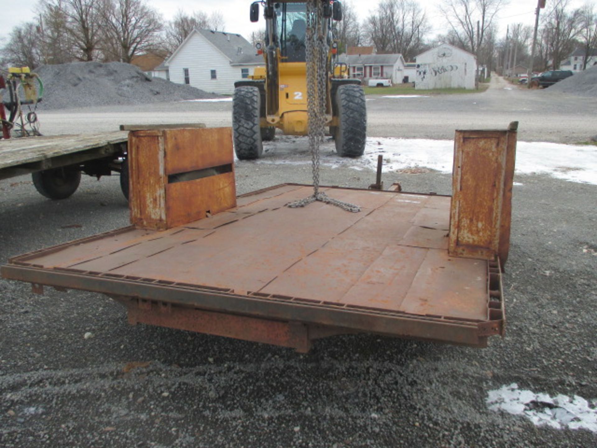(Lot 64113) FLATBED TRL - NO TITLE - Image 3 of 3