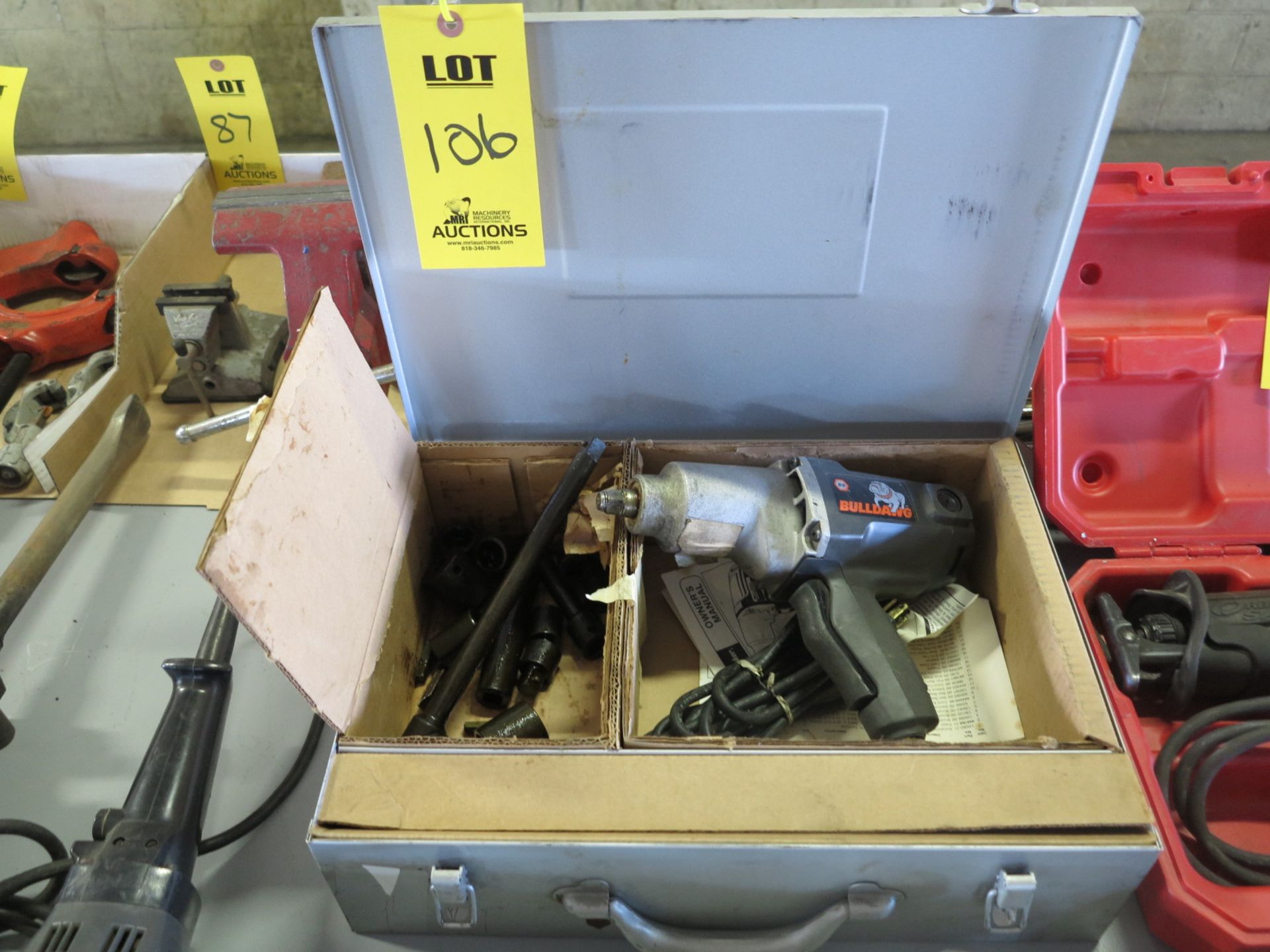 BLACK & DECKER BULLDAWG HEAVY DUTY 1/2" ELECTRIC IMPACT WRENCH