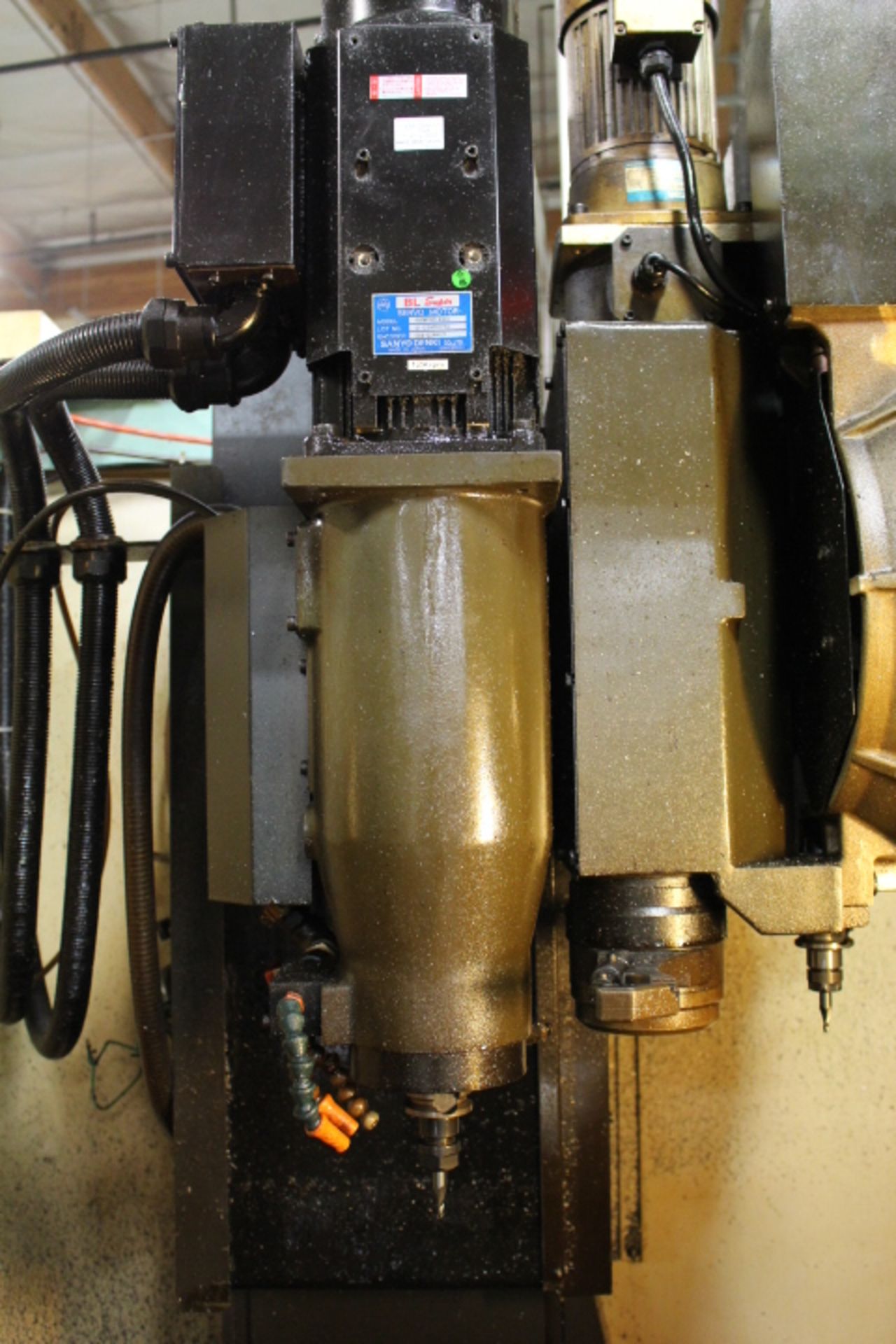 BROTHER TC 22A CNC DRILL & TAPPING CENTER, XYZ TRAVELS: 19.69" X 15.75" X 16.14", 12,000 RPM, 26 - Image 3 of 8