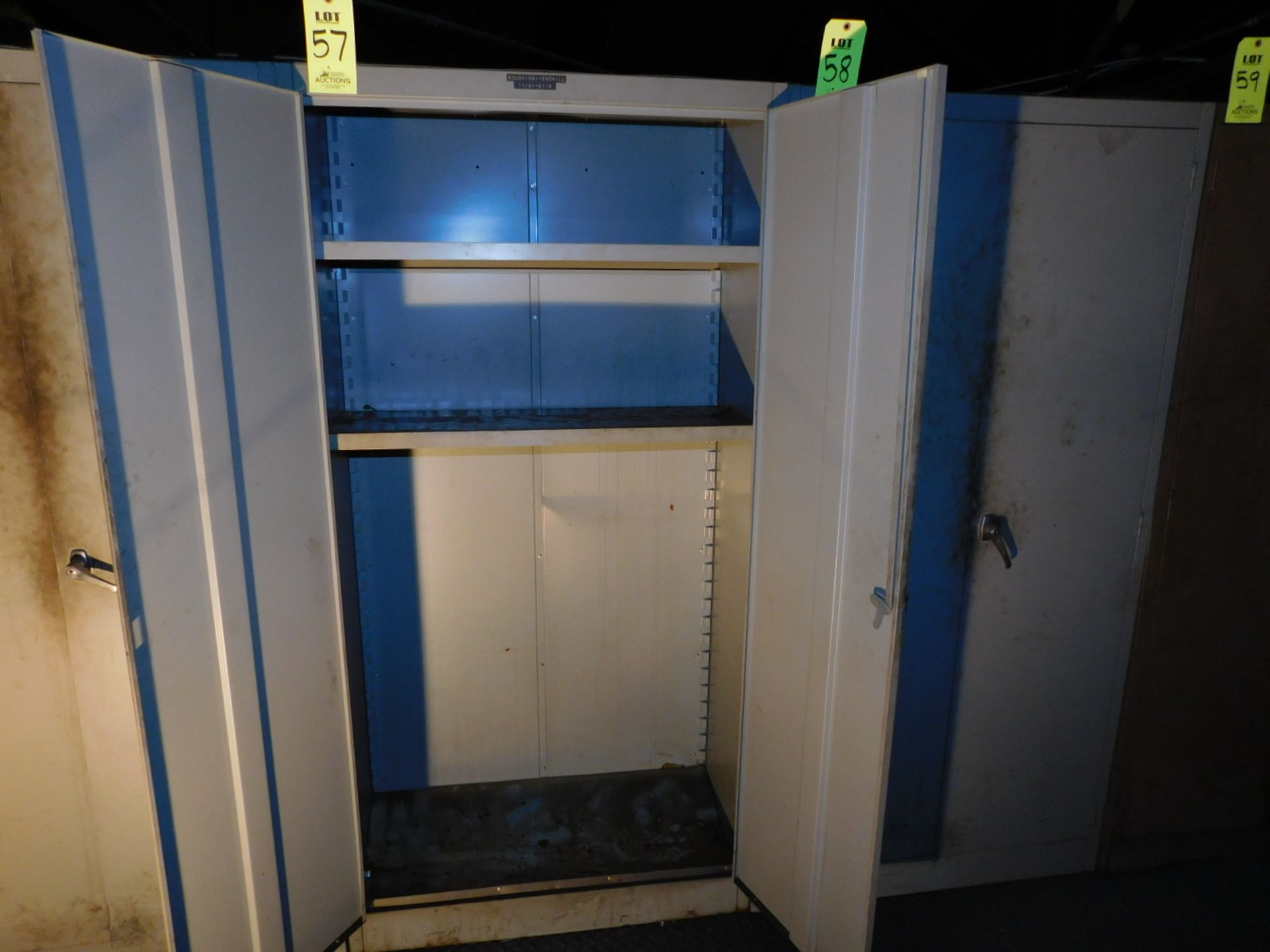 2 DOOR STORAGE CABINET, 3'X18"X6', 2 SHELVES, EMPTY - Image 2 of 2