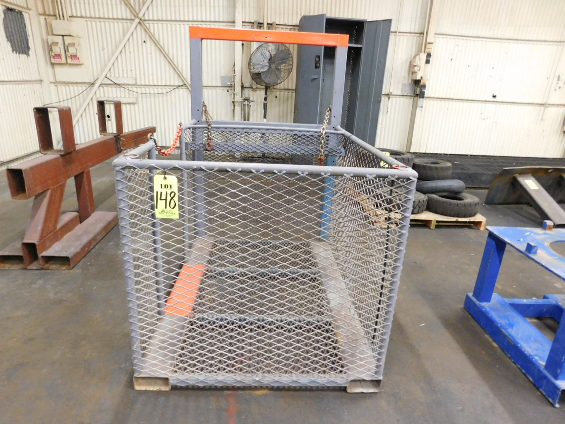 FORKLIFT MAN CAGE,42"X60"X39", (63" AT TALLEST POINT) (SEE PHOTO)