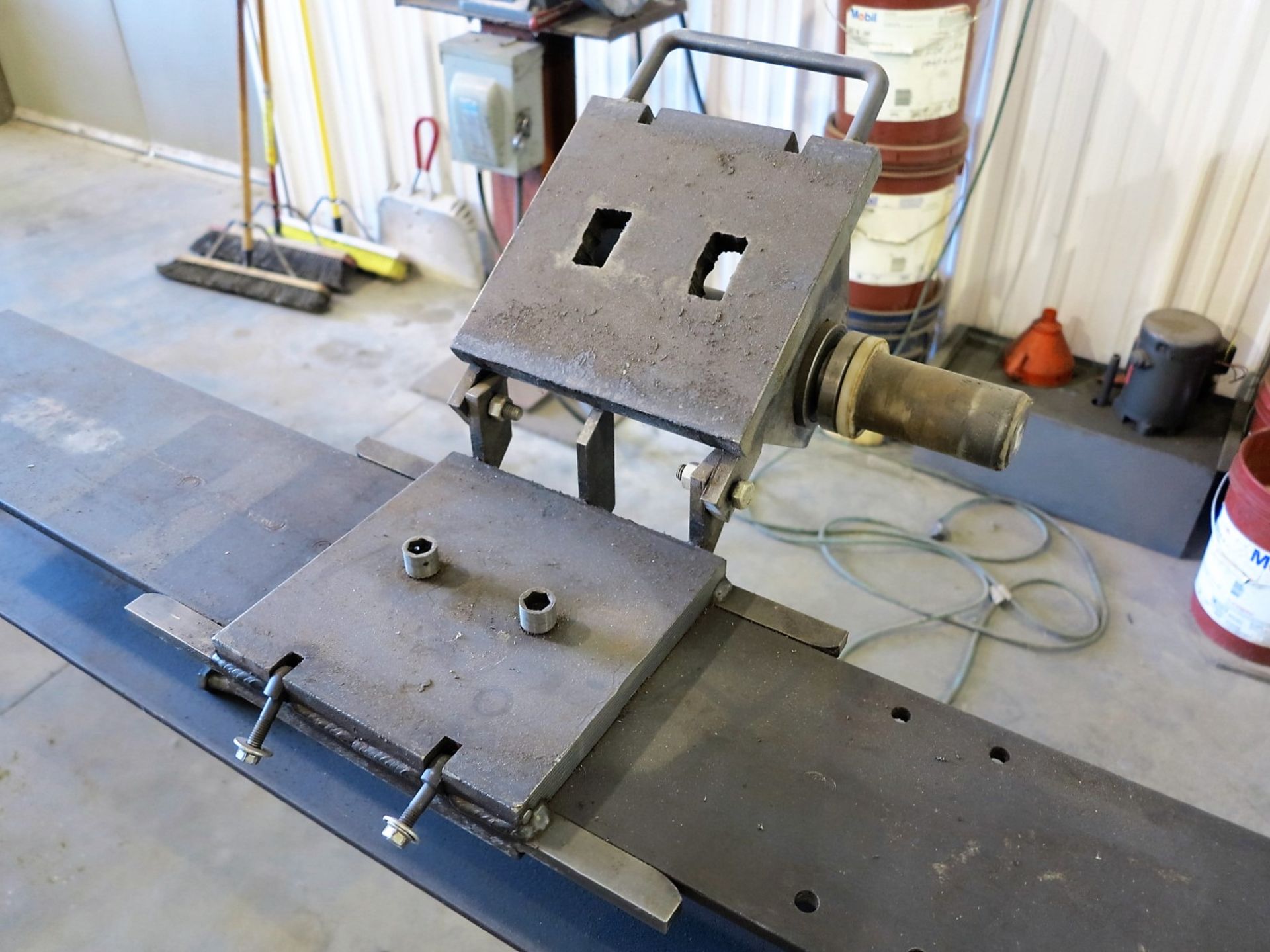 CUSTOM MADE, MANUAL BAR FEEDER FIXTURE, 18" LONG - Image 4 of 4