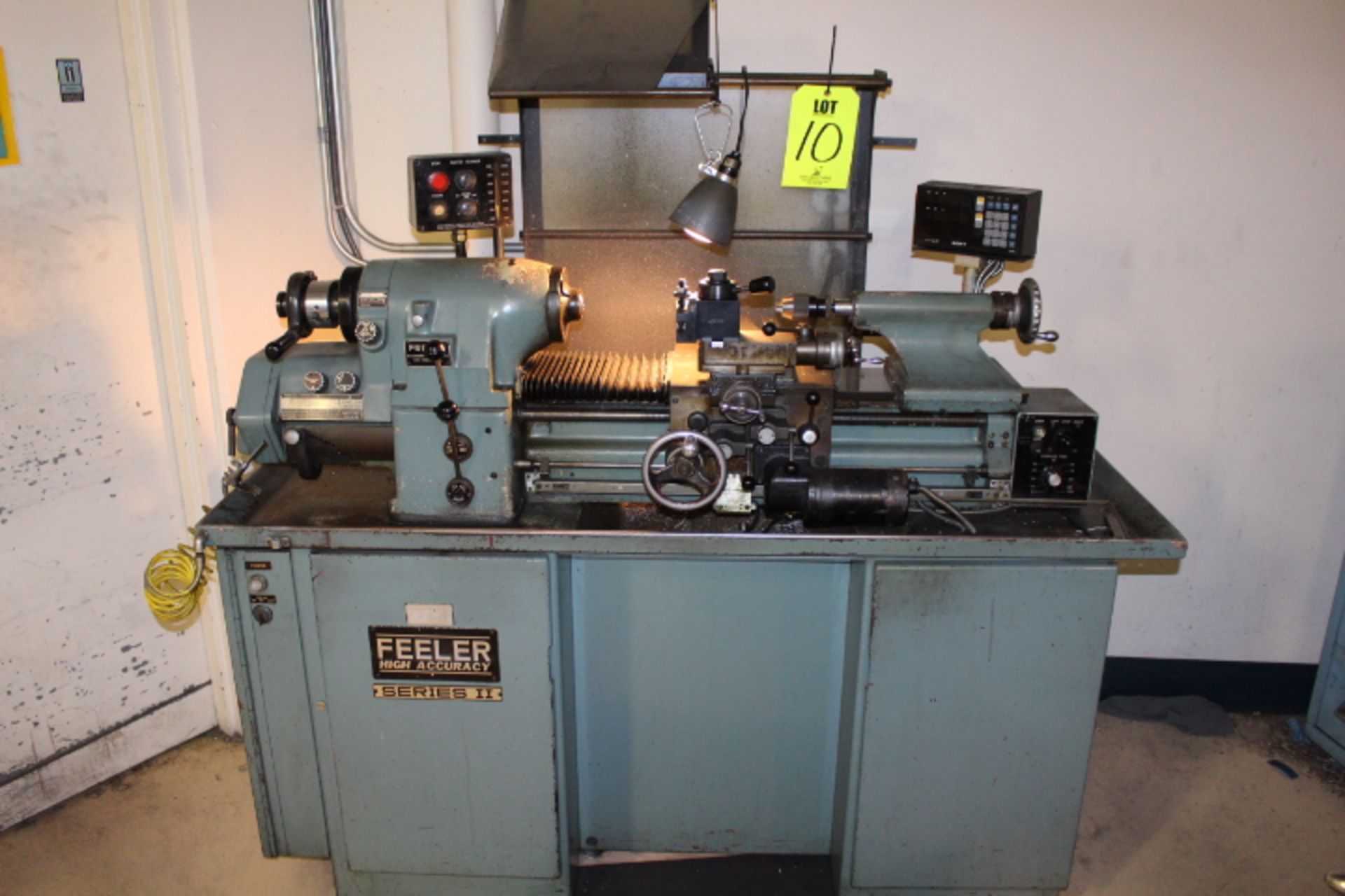 FEELER SERIES II PRECISION LATHE, 11” X 24” HIGH ACCURACY LATHE, SPINDLE SPEEDS UP TO 2,955-RPM, - Bild 2 aus 9