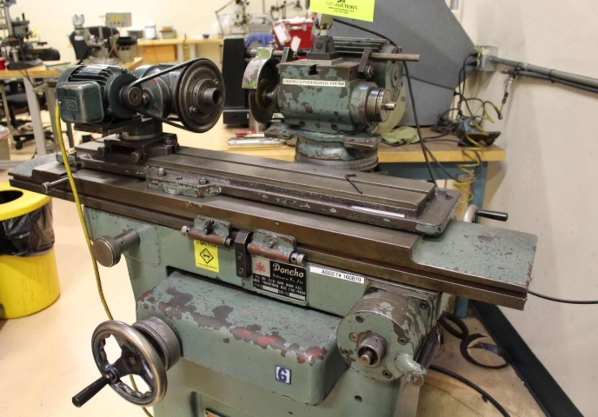 DONCHO MANUAL TOOL AND CUTTER GRINDER, MODEL CH-40S, WITH 5” X 36” SET UP TABLE, POWER HEAD ST, S/ - Bild 2 aus 3