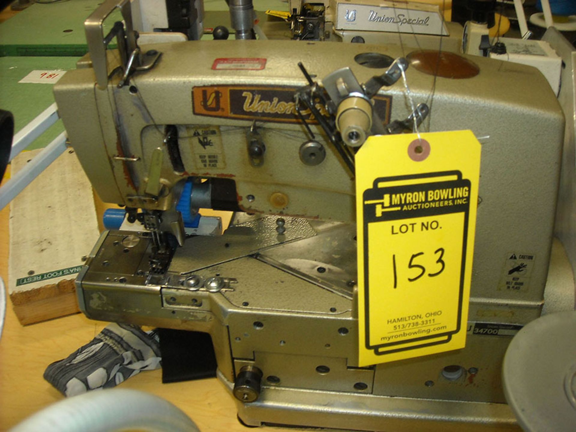 JUKI 34700KF INDUSTRIAL SEWING MACHINE WITH 2-NEEDLE HEMMER, S/N 35991