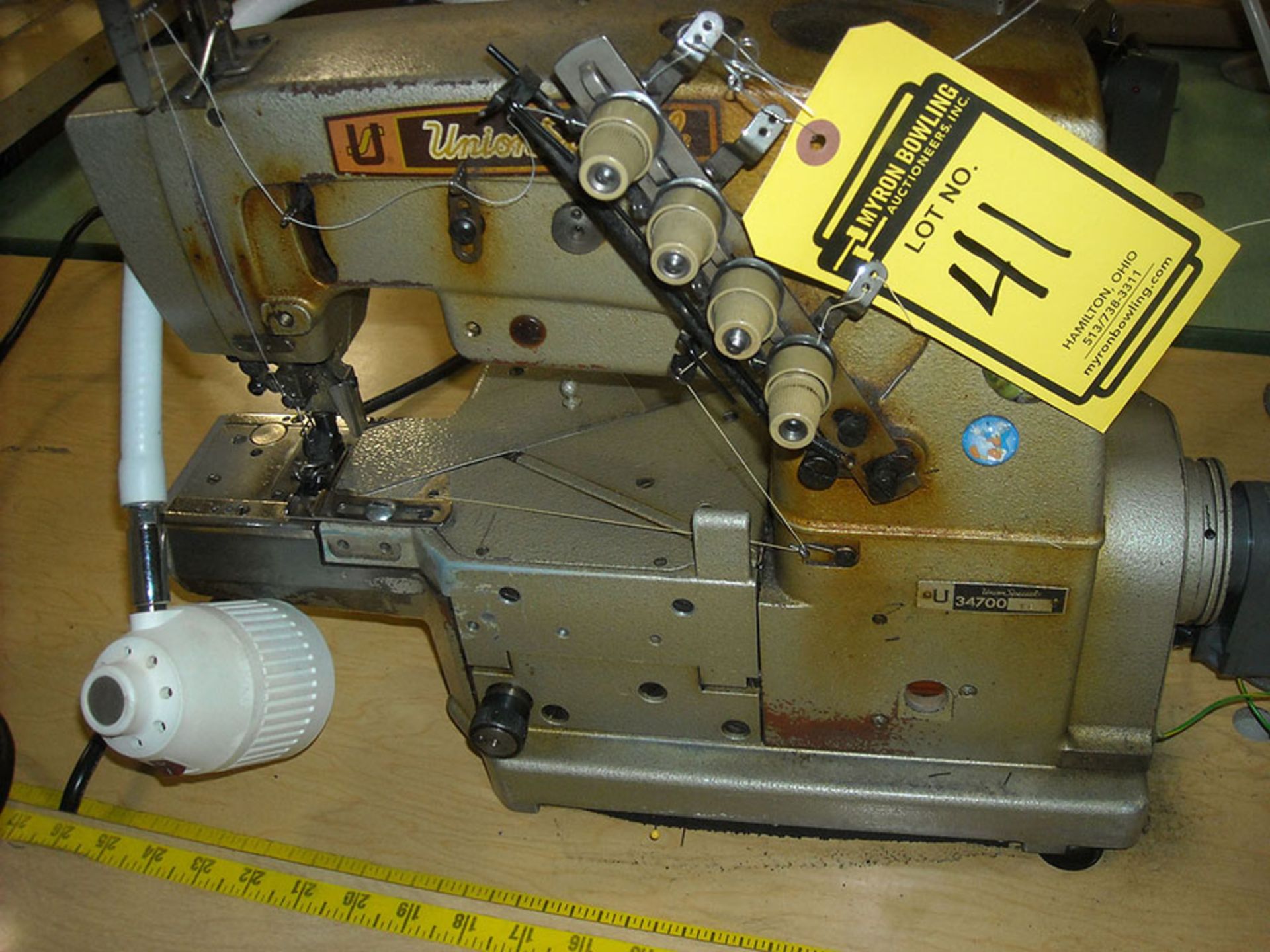 UNION SPECIAL COVER STITCH INDUSTRIAL SEWING MACHINE WITH 3-NEEDLE