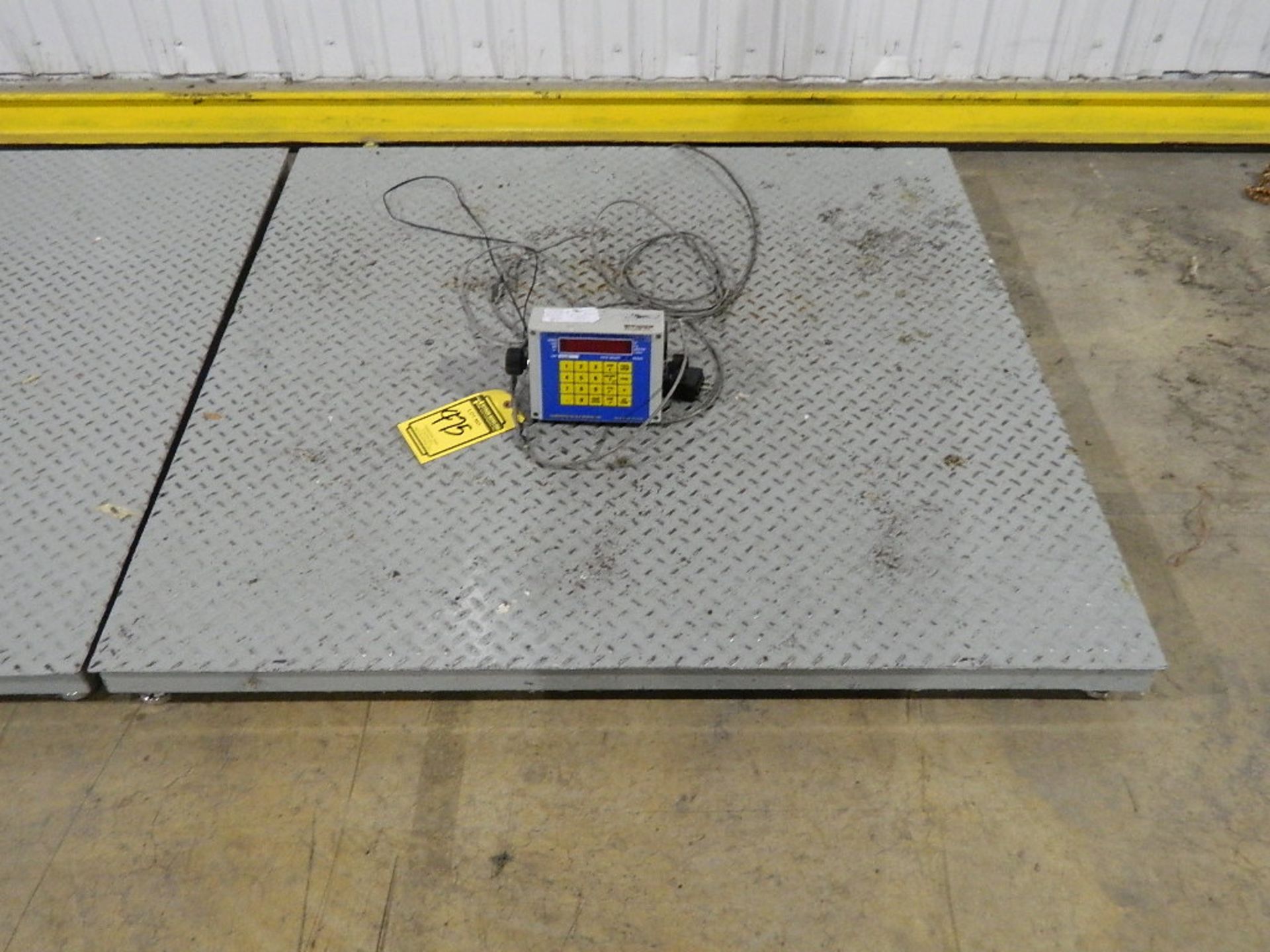 CAMBRIDGE FLOOR SCALE WITH READ OUT